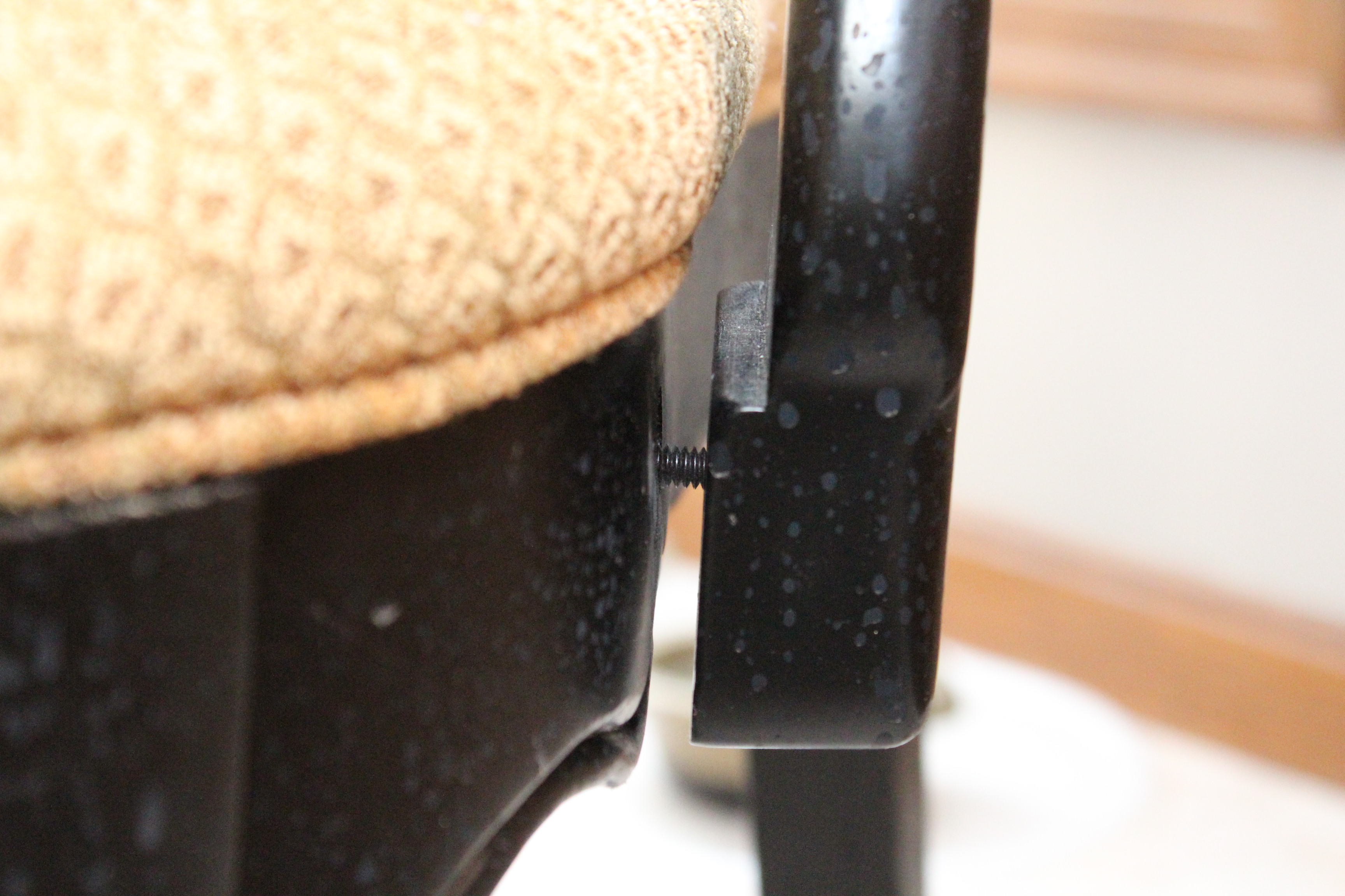 Round Leaf Wooden Table and Chairs by A.R.T. Furniture