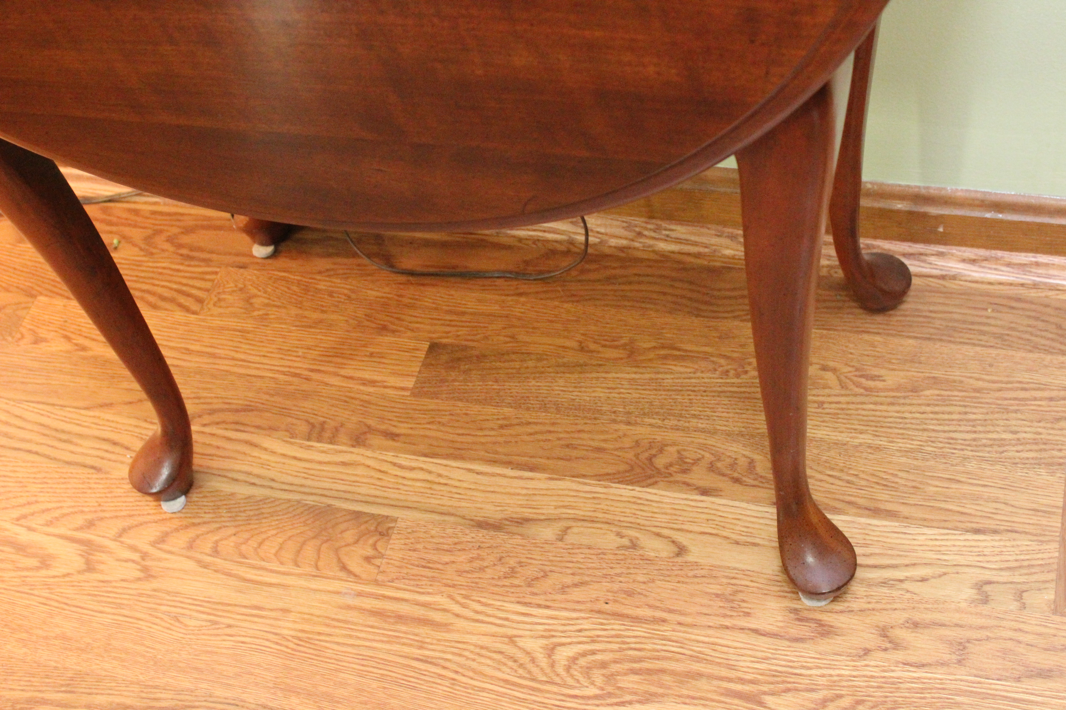 Queen Anne Style Coffee Table and Matching Drop Leaf Side Table