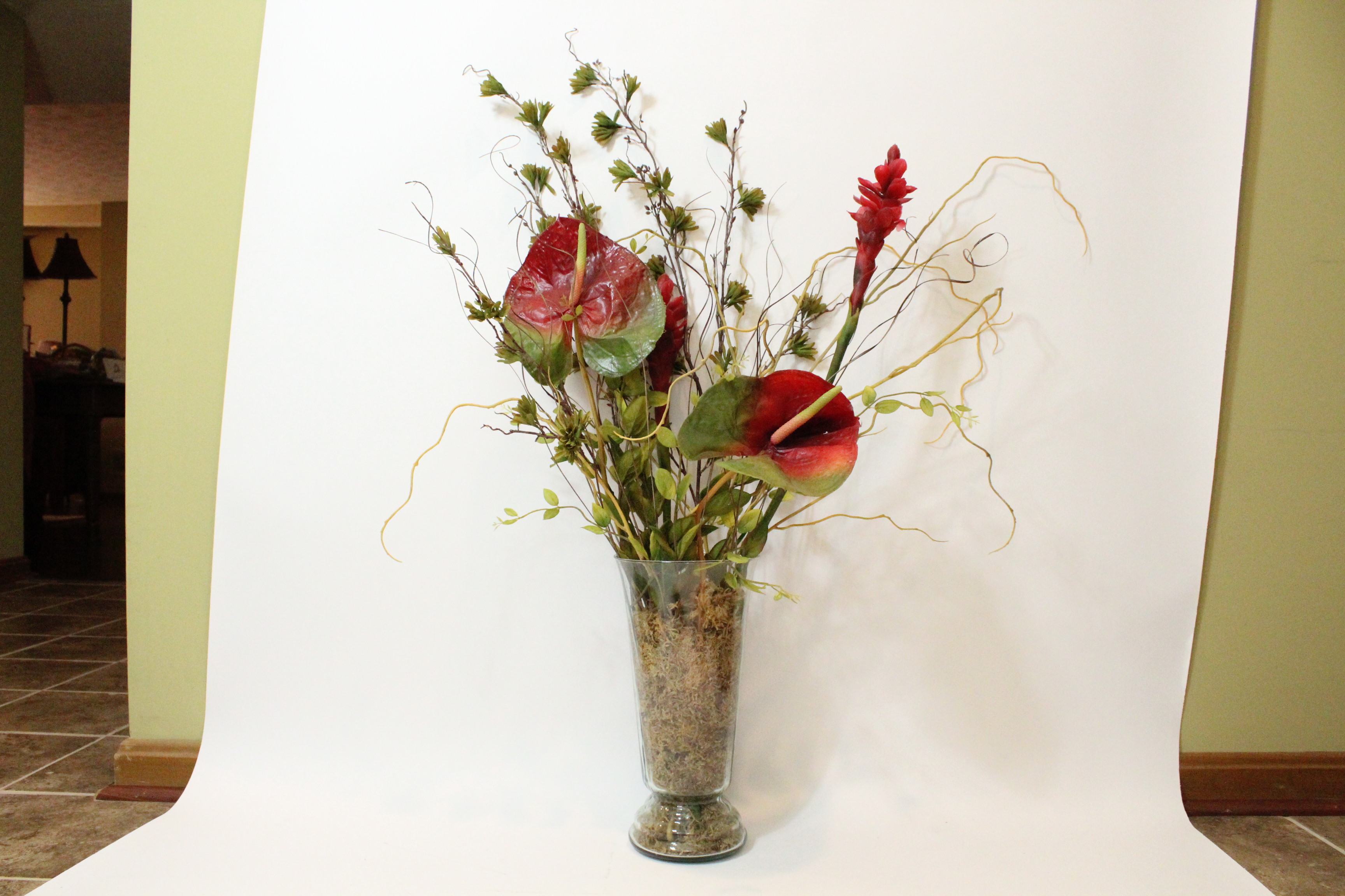 Decorative Center Piece and Faux Floral With Vase