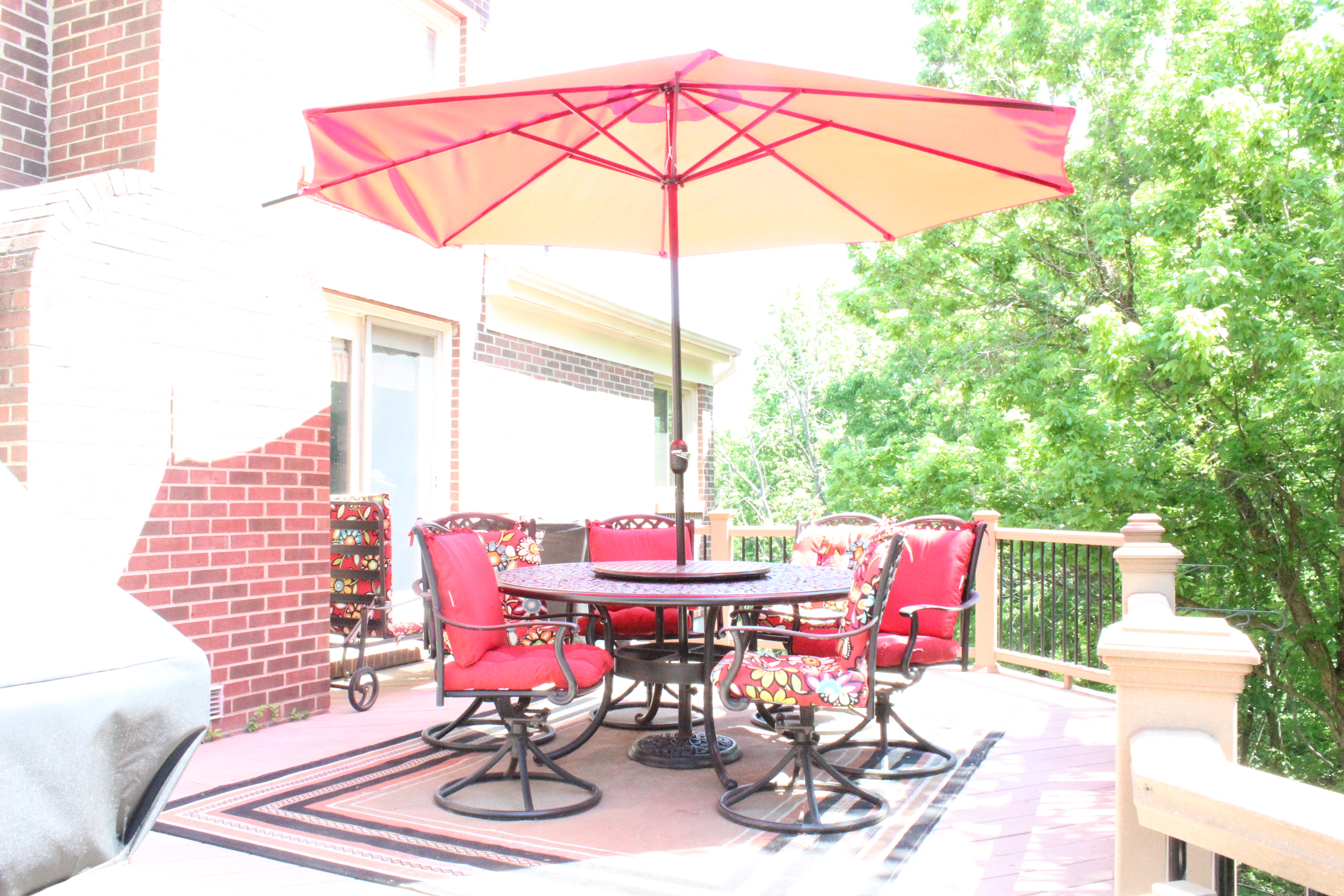 Patio Table and Chair Set with Solarium Cushions