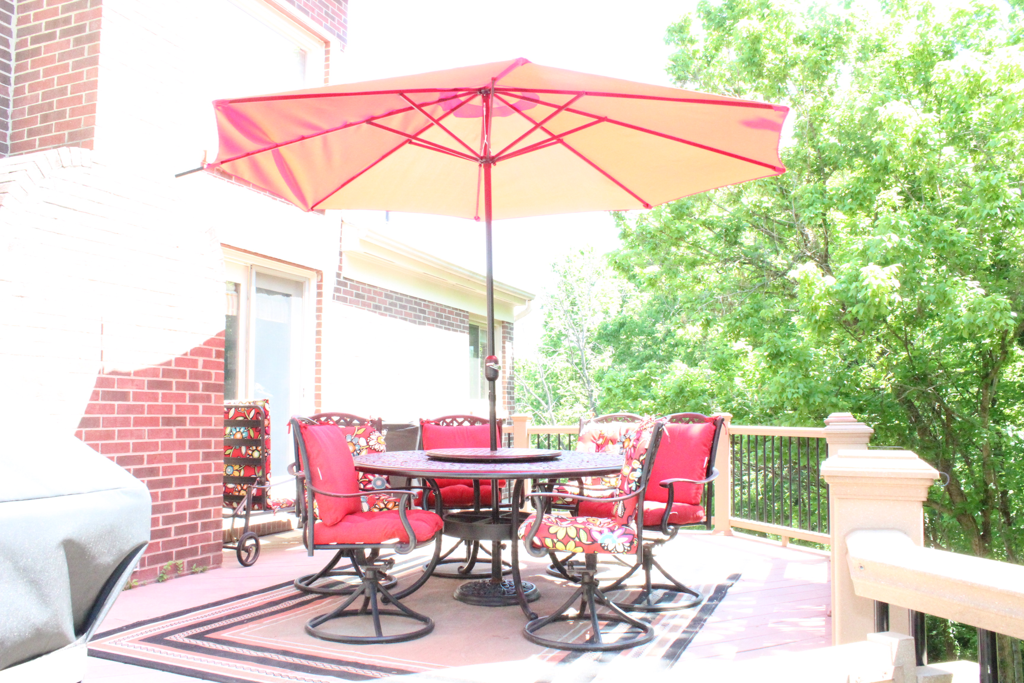 Patio Table and Chair Set with Solarium Cushions