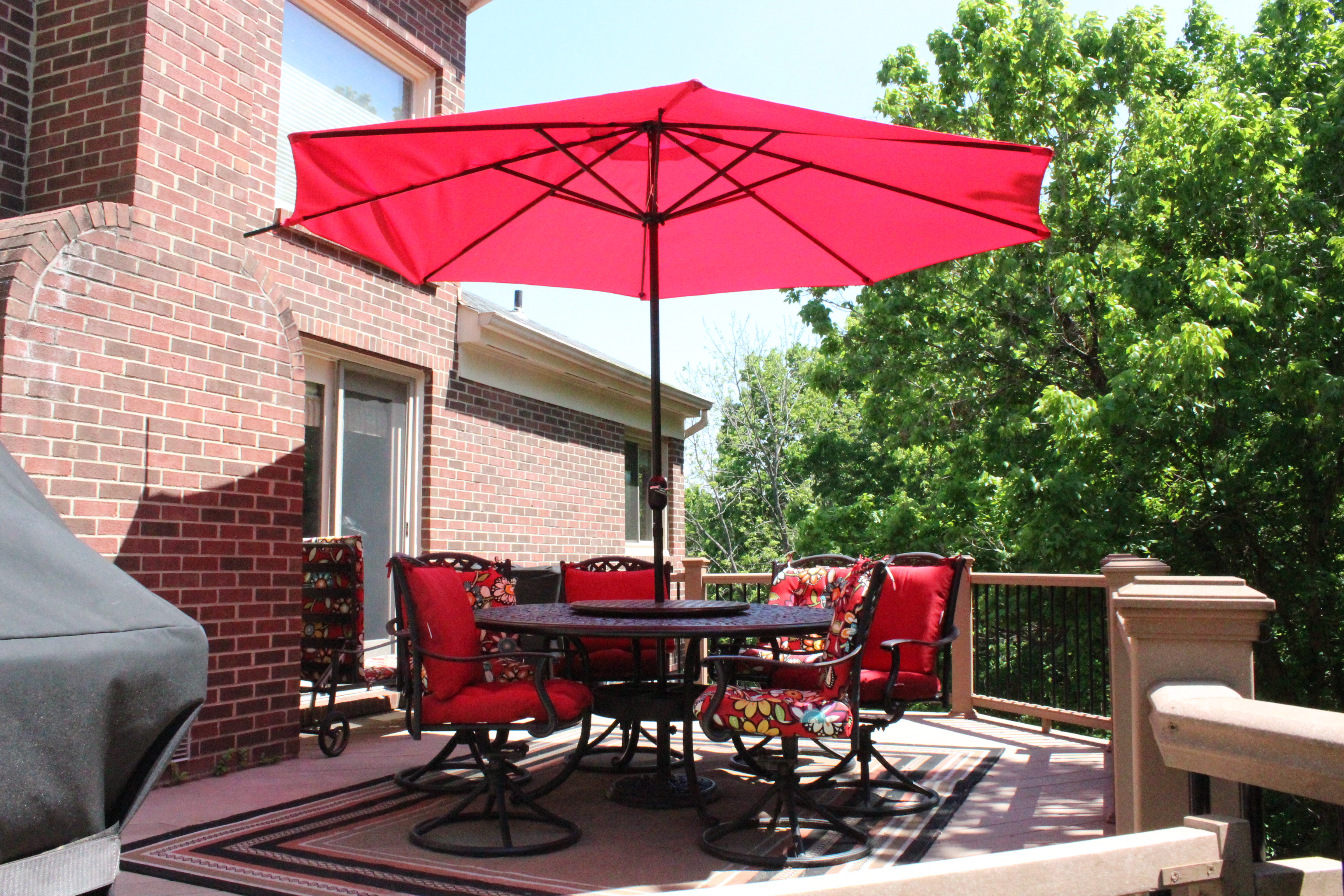 Patio Table and Chair Set with Solarium Cushions