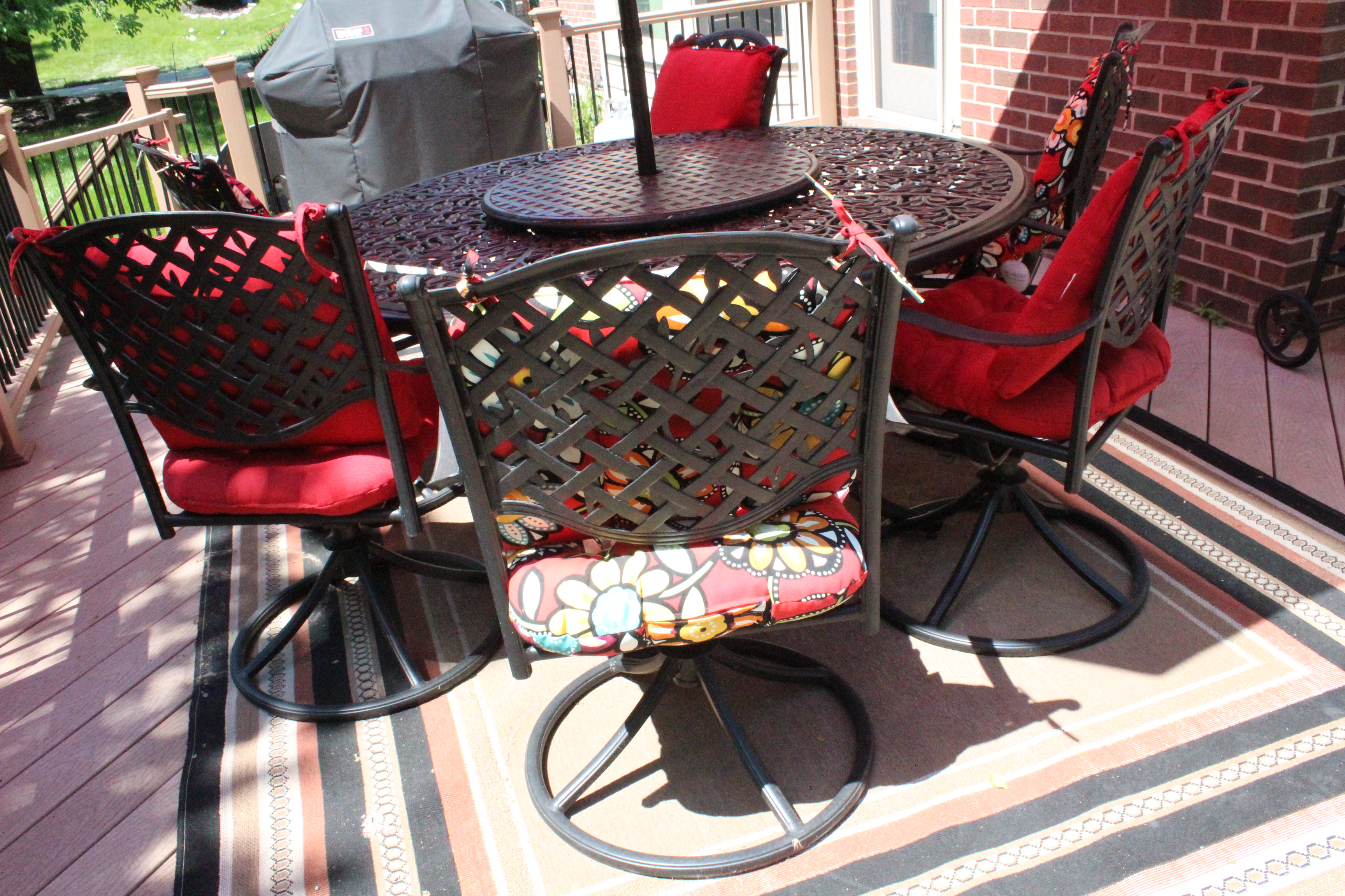 Patio Table and Chair Set with Solarium Cushions