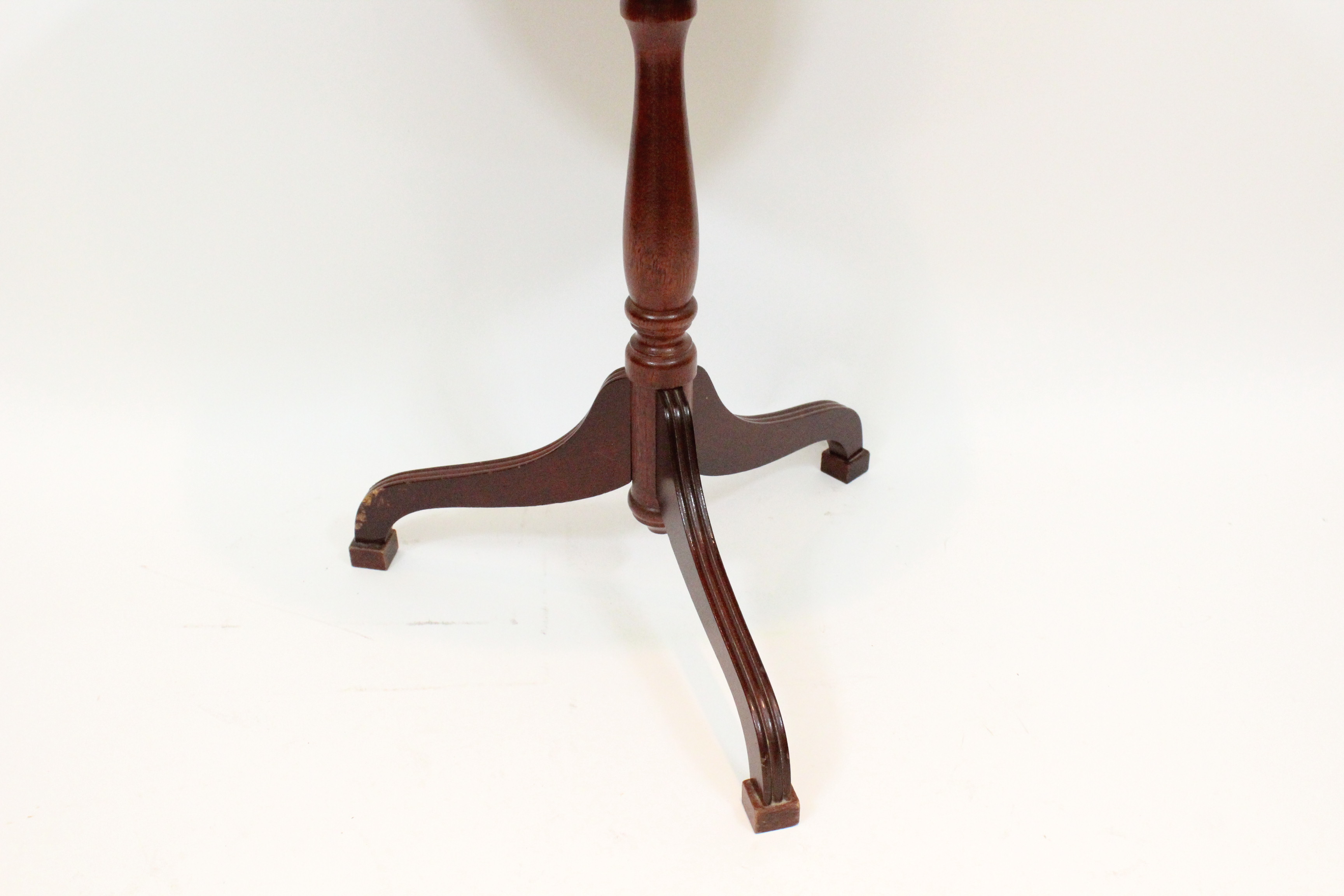 Table Lamp and Side Table