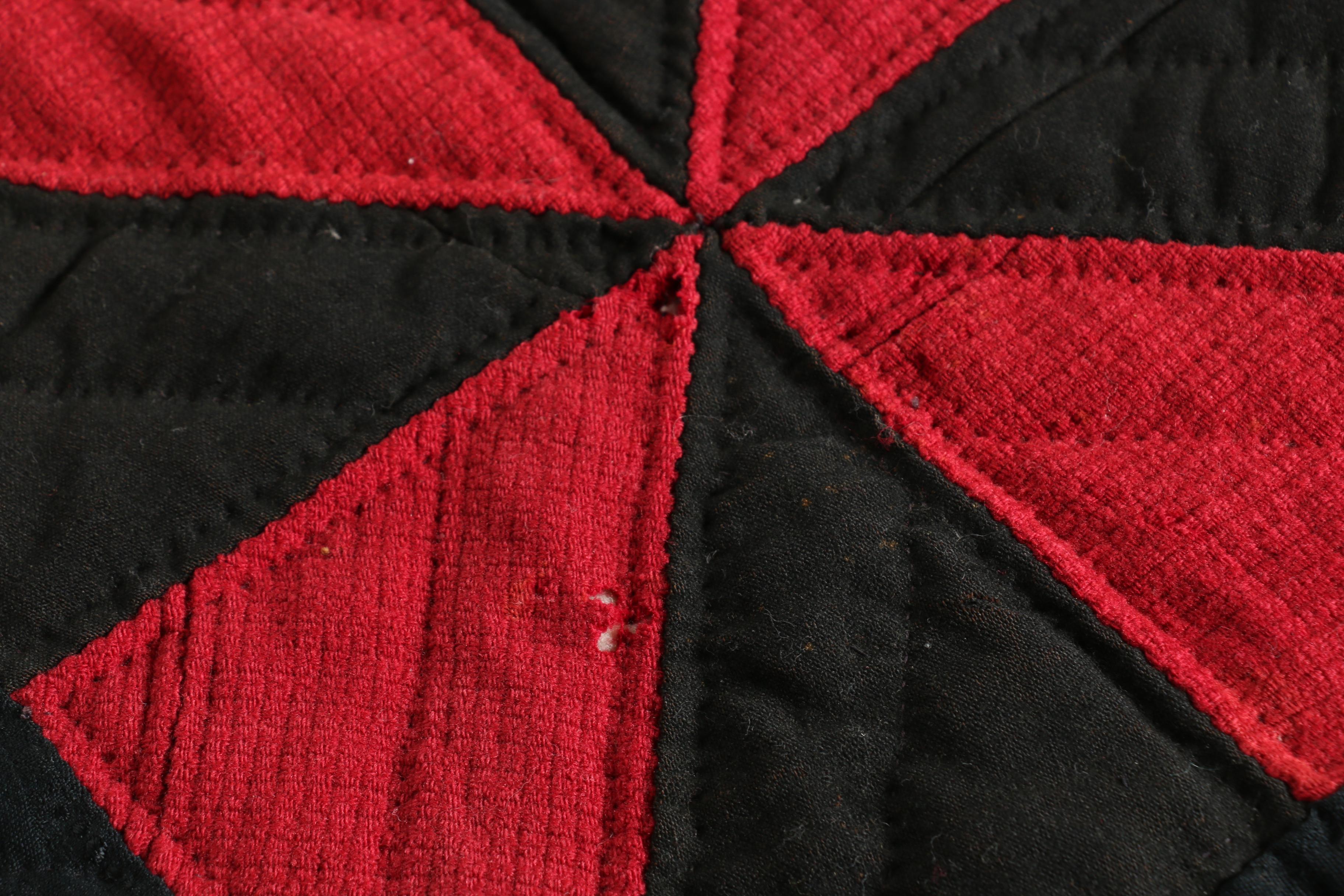 Handmade Pinwheel Pattern Quilt