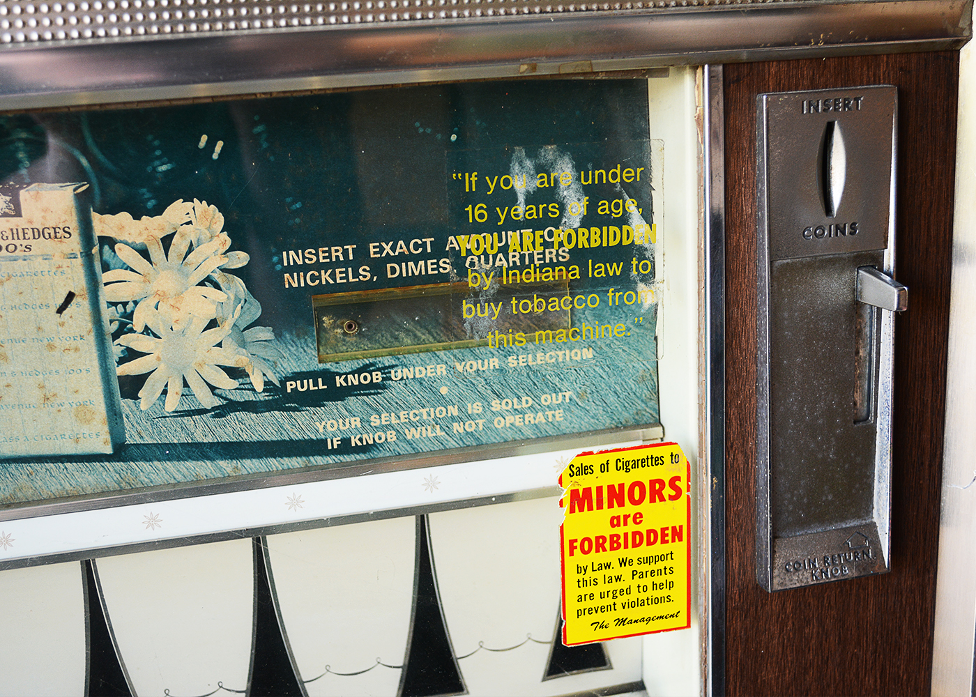 Vintage 1969 National Vendors Cigarette Vending Machine