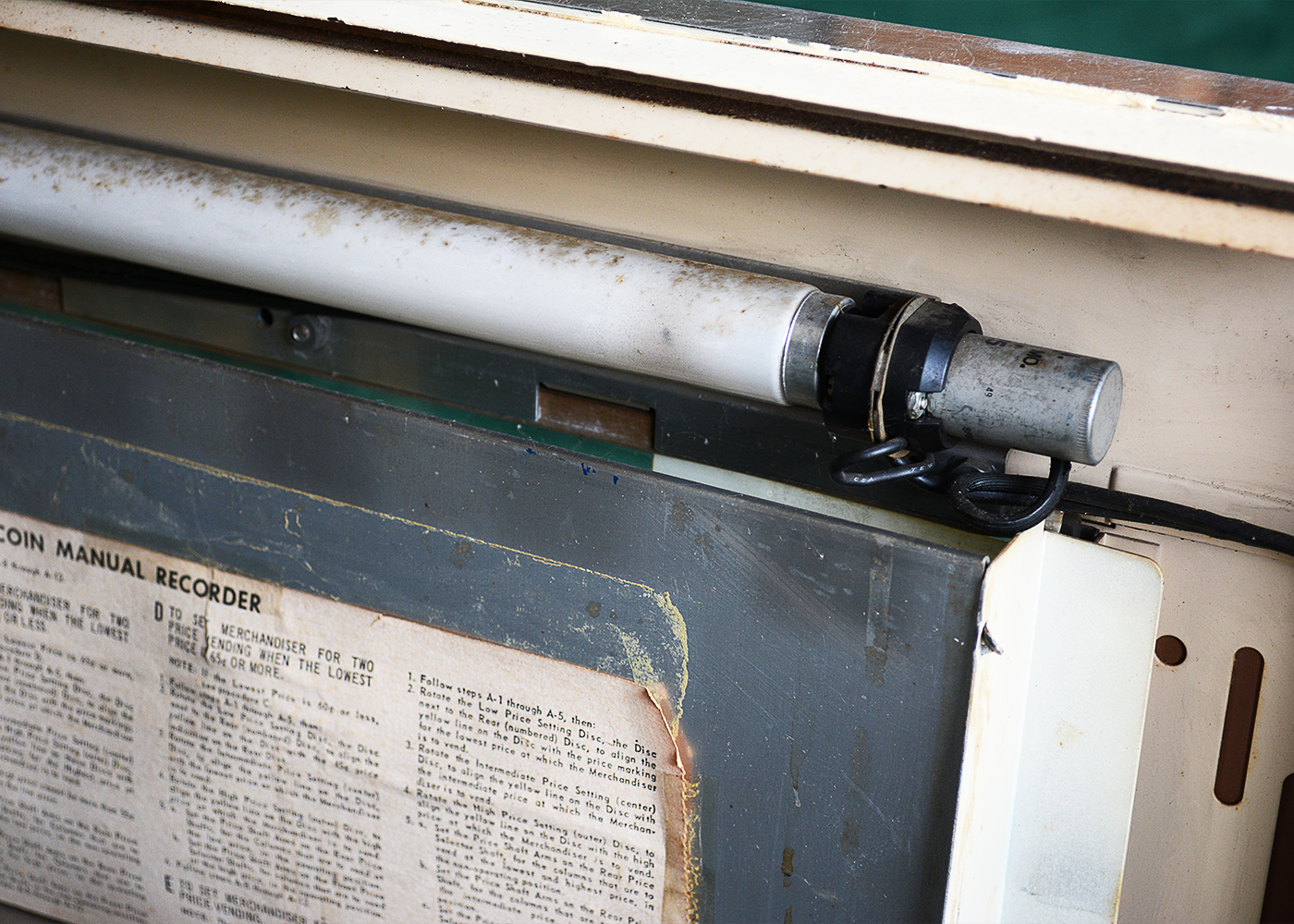 Vintage 1969 National Vendors Cigarette Vending Machine