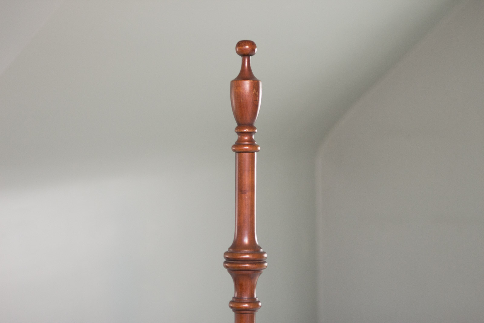 Vintage Federal Style Queen Size Cherry Four Post Bed