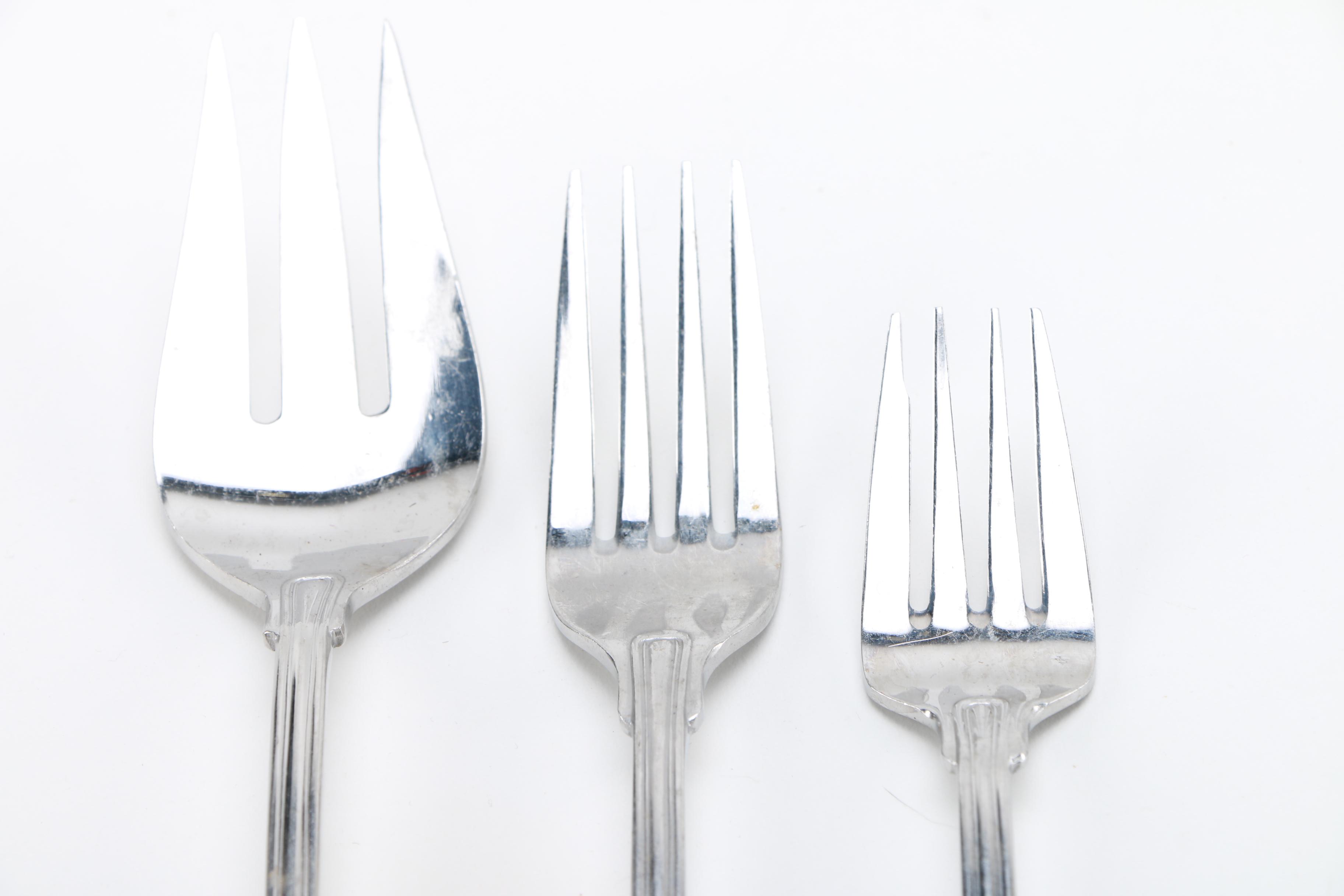 Towle Supreme Cutlery "English Shell" Stainless Flatware Set