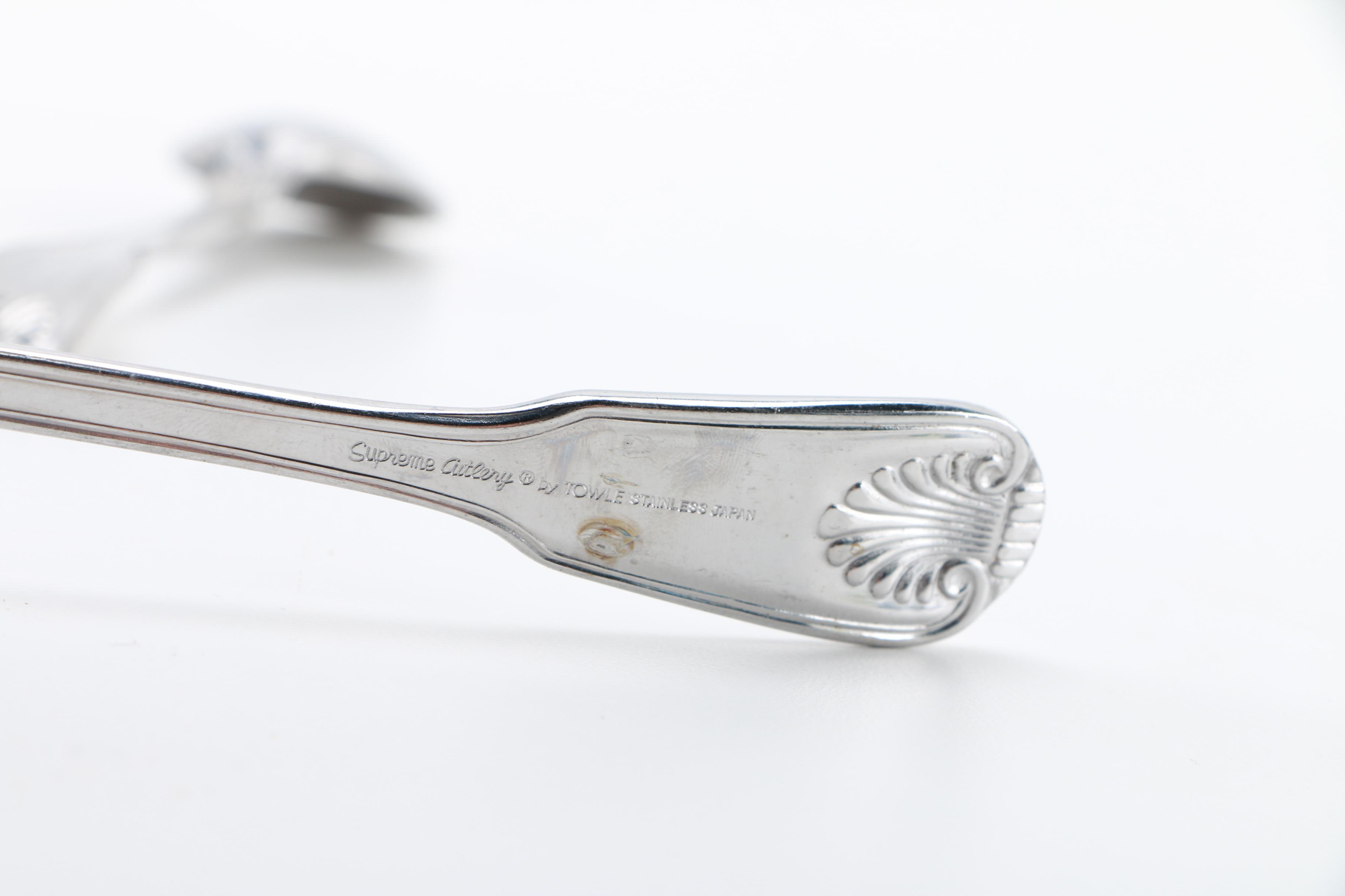 Towle Supreme Cutlery "English Shell" Stainless Flatware Set