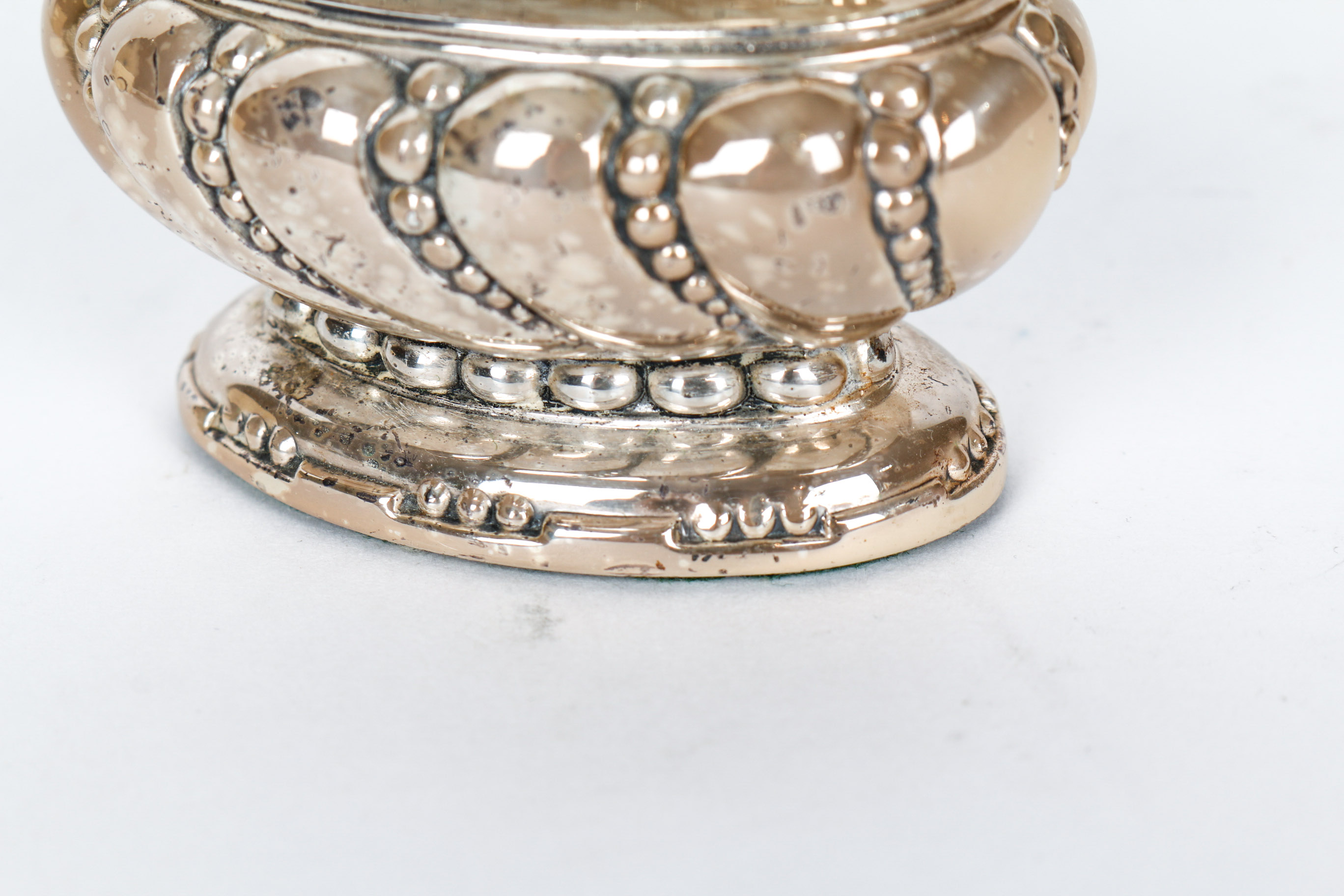 Ronson Crown Table Lighter