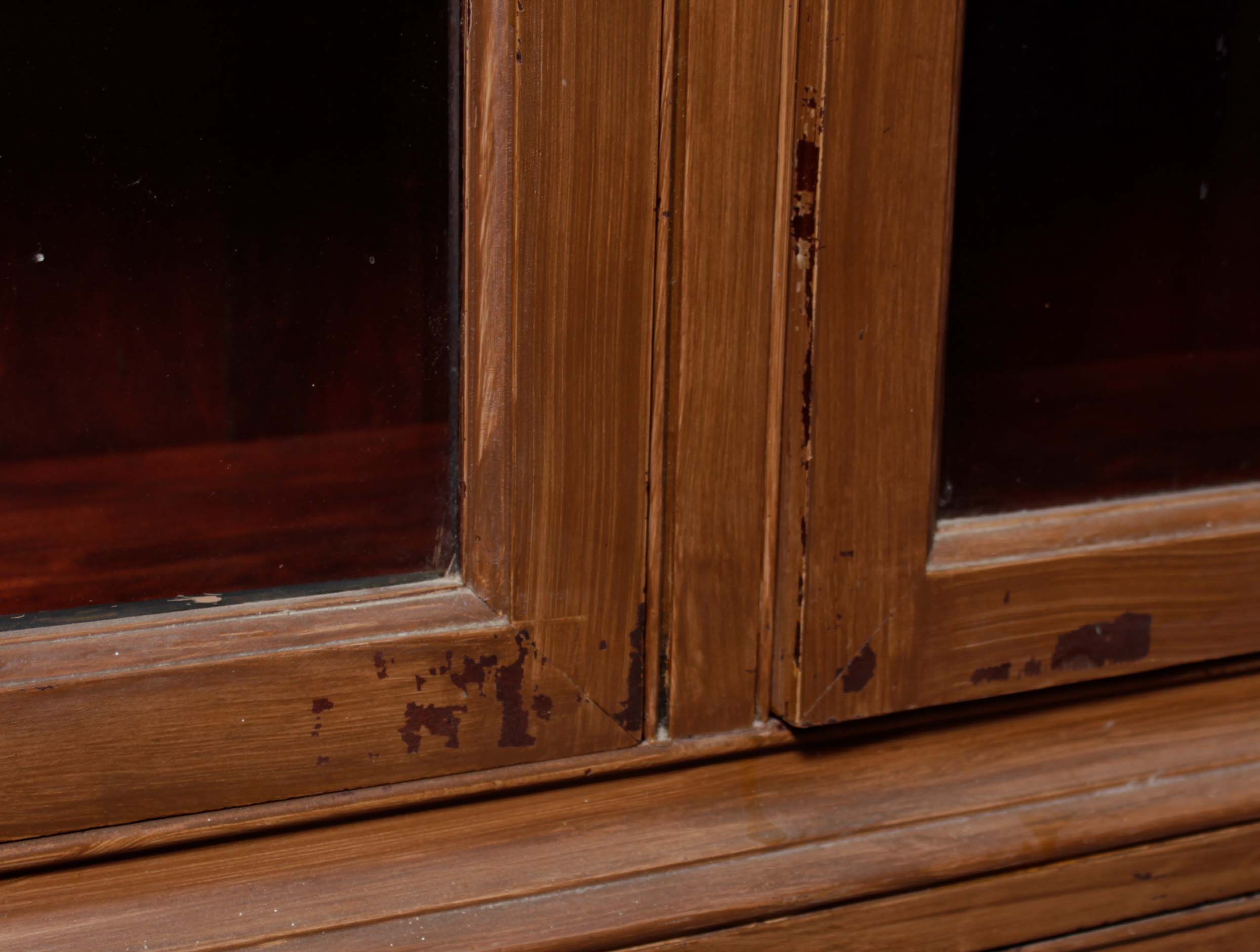 Early 20th Century Paine Furniture Chippendale-Style Display Cabinet