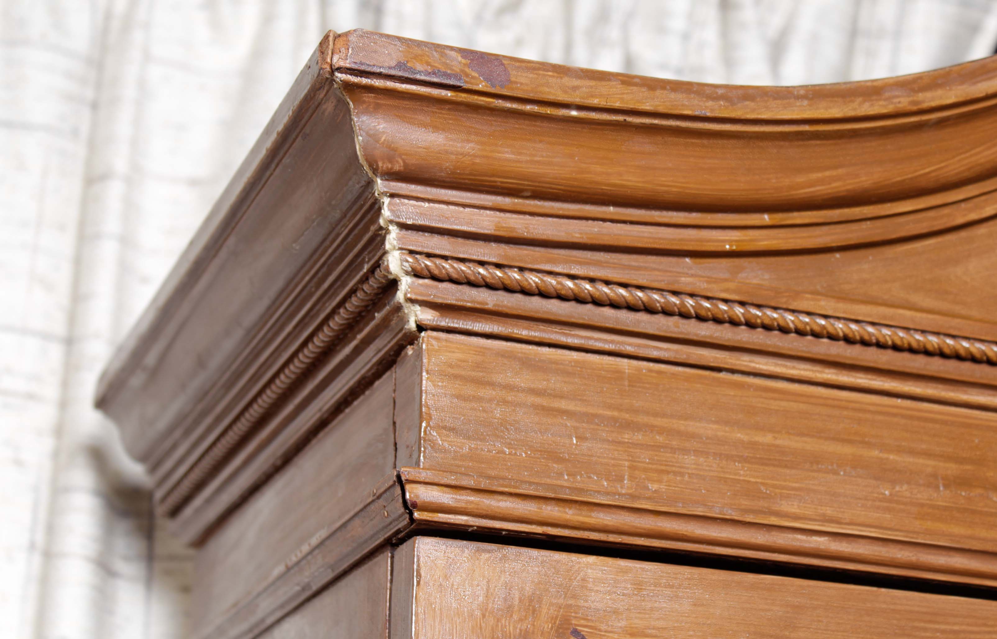 Early 20th Century Paine Furniture Chippendale-Style Display Cabinet