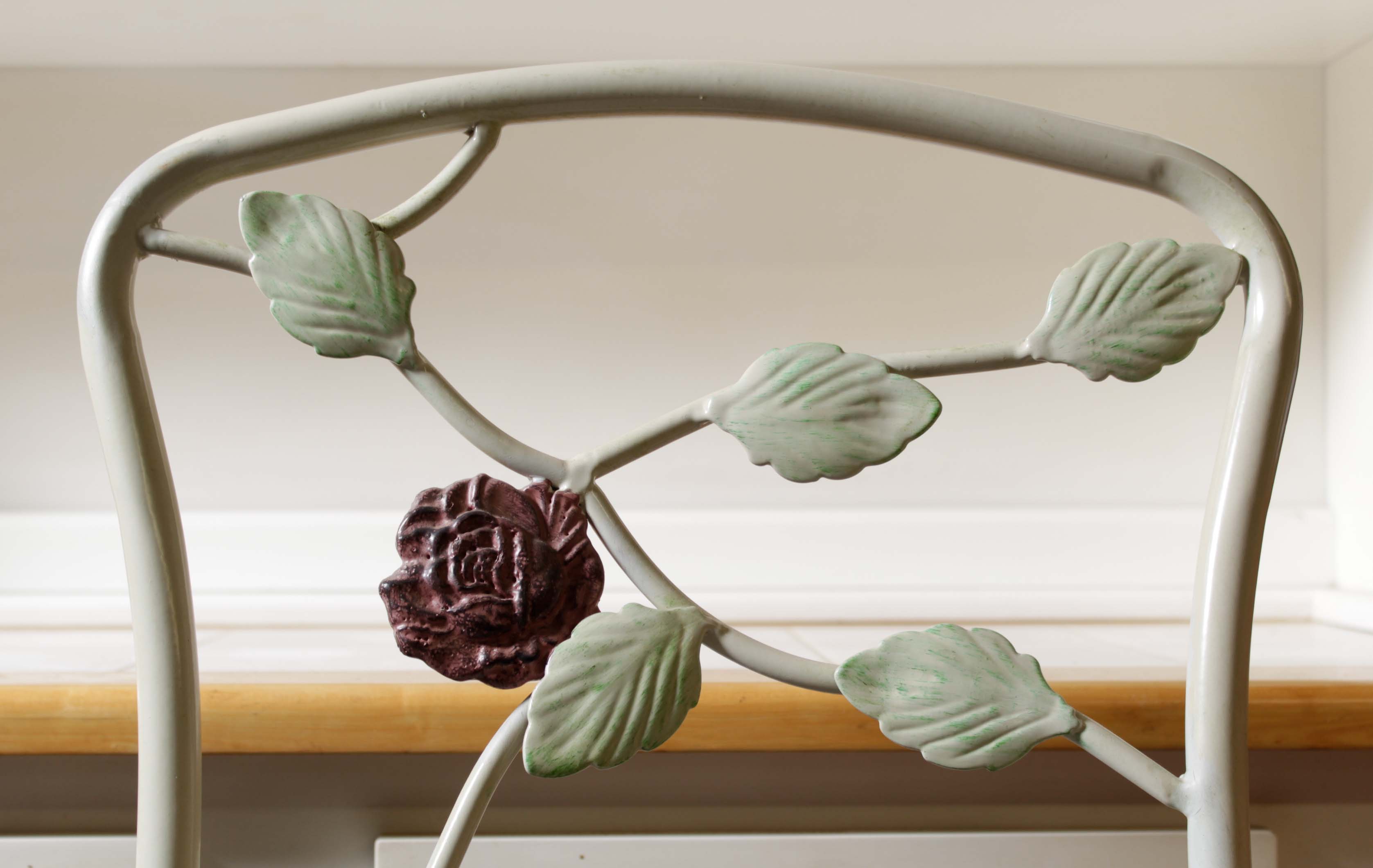 Patio Dining Table and Chairs With Tole Flowers