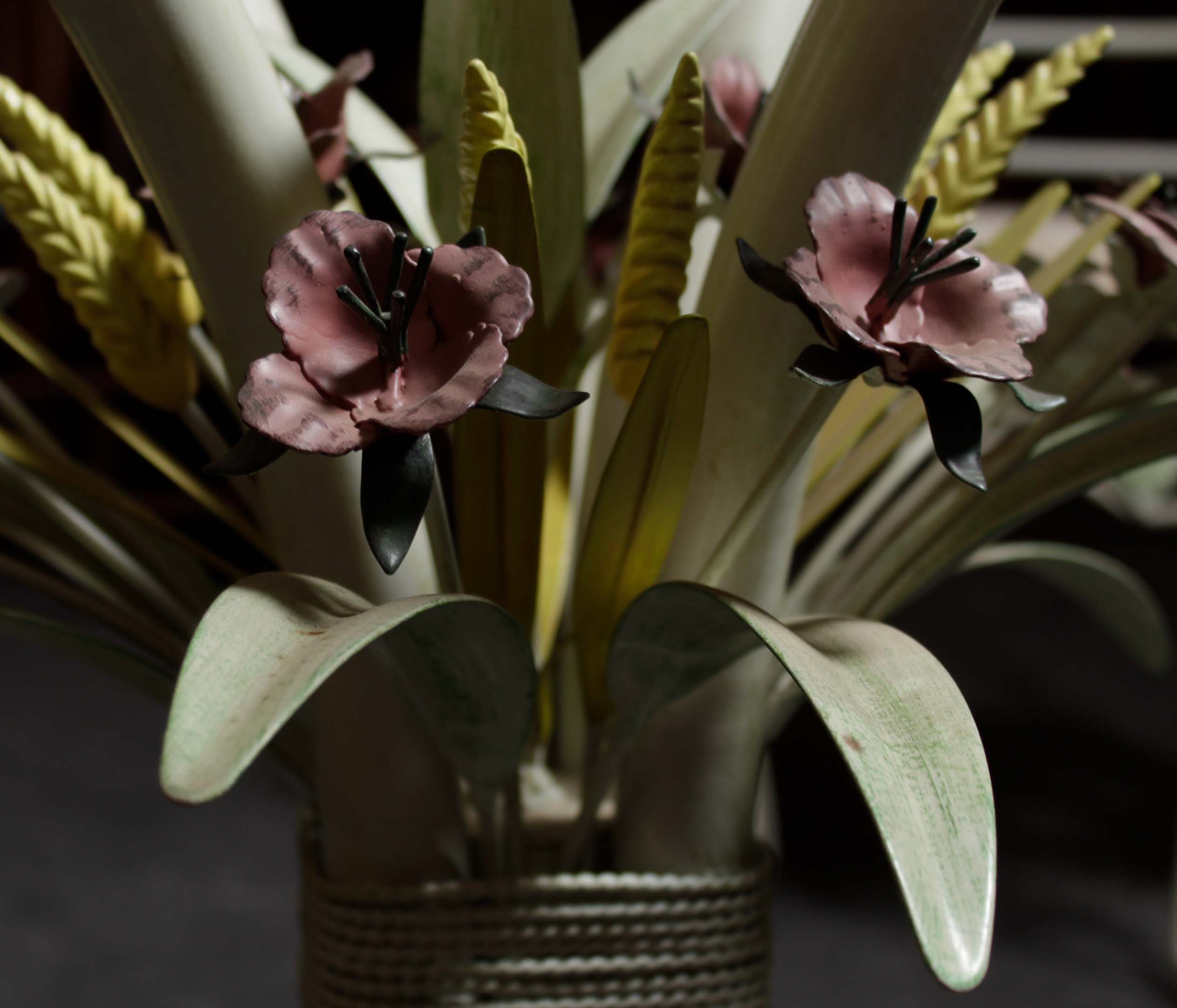 Patio Dining Table and Chairs With Tole Flowers