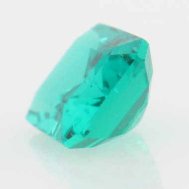 Loose 3.03 CTS Synthetic Emerald Stone