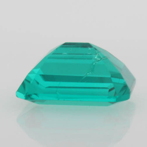 Loose 3.03 CTS Synthetic Emerald Stone