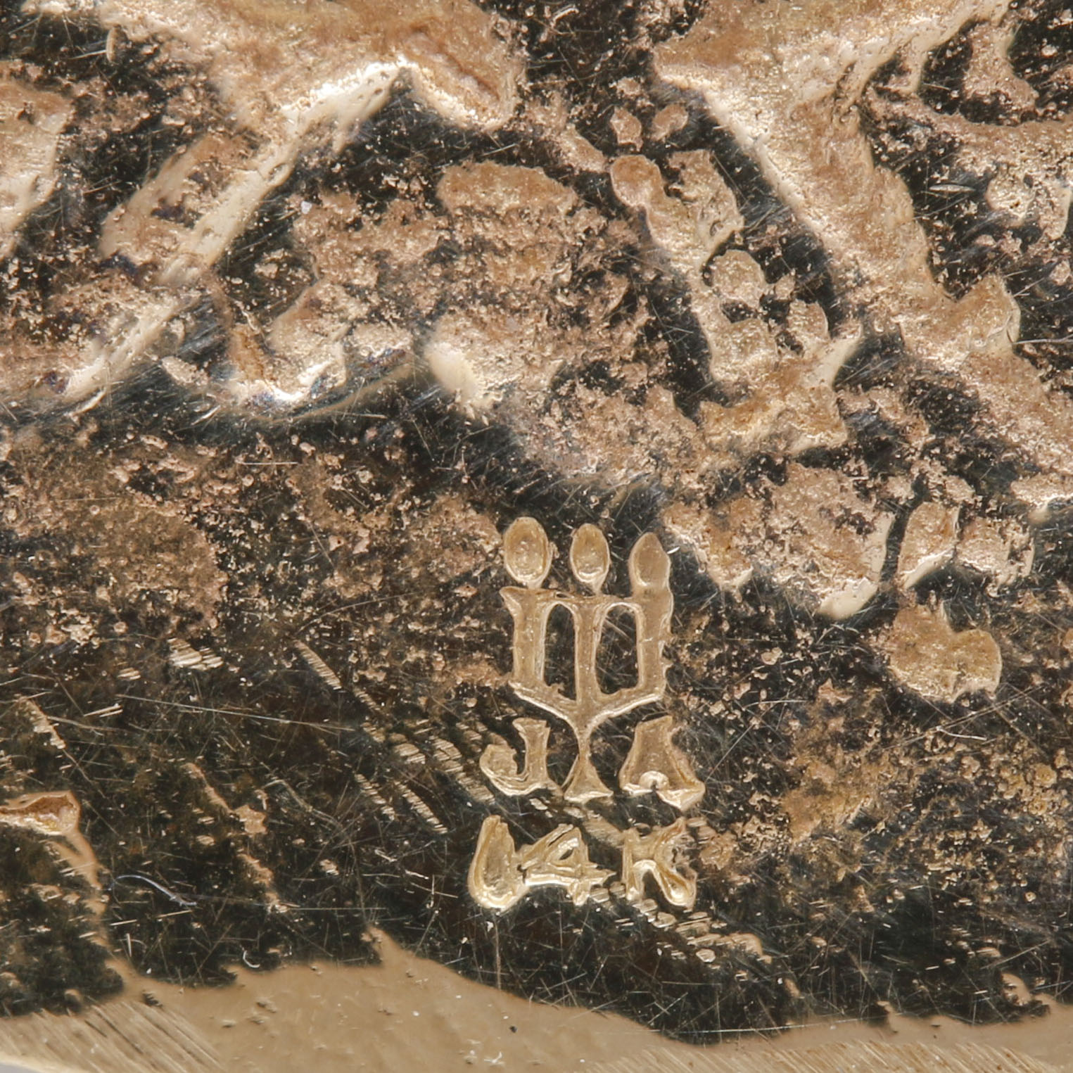 James Avery 14K Yellow Gold Sand Dollar Pendant Necklace