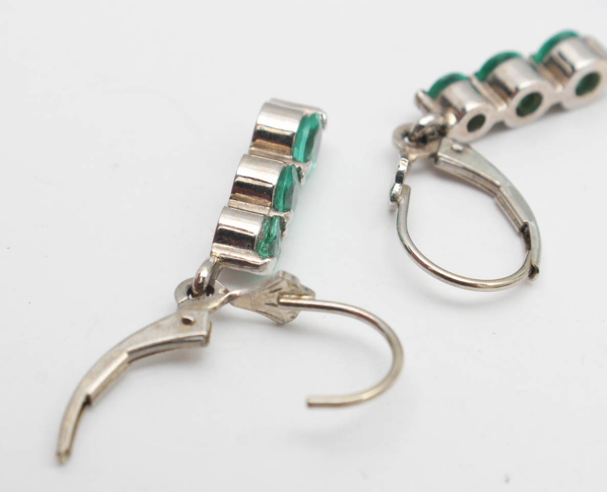 14K Yellow Gold Emerald Dangle Earrings