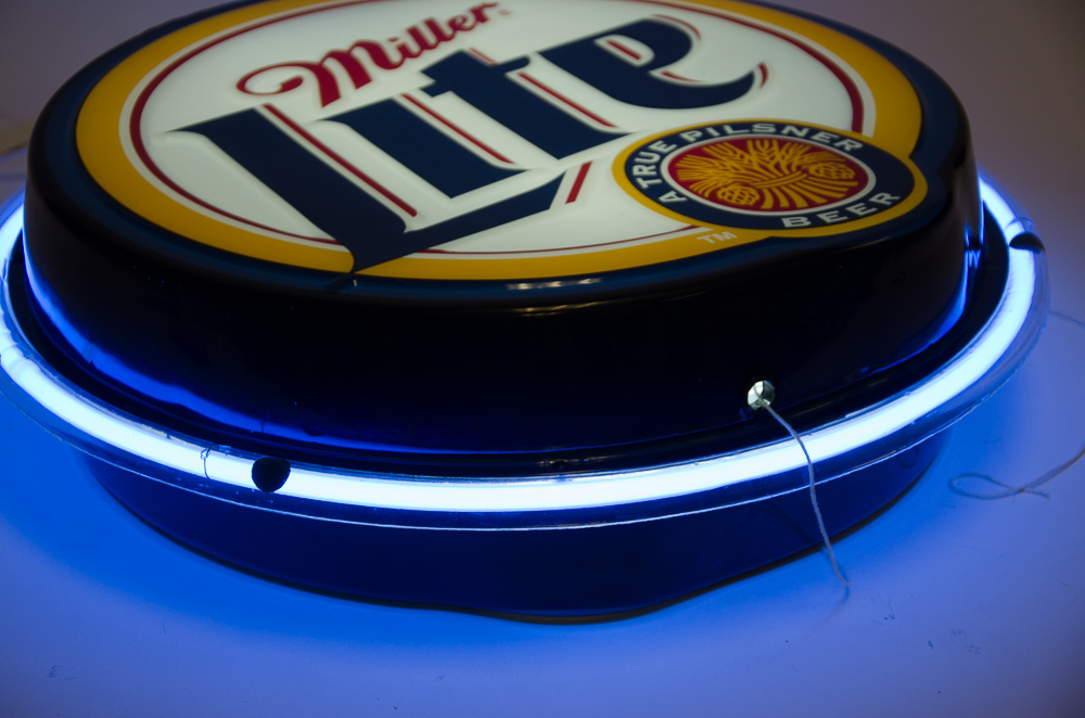 Miller LIte Neon Sign