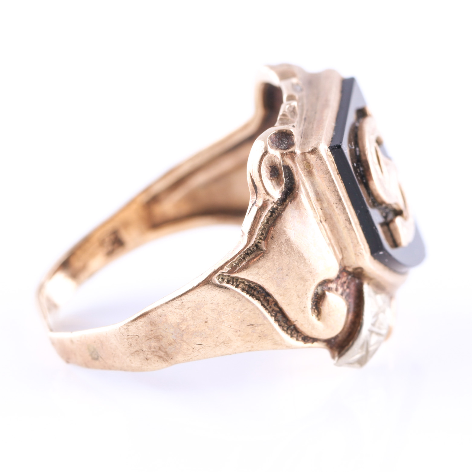 10K Yellow Gold and Black Onyx Signet Ring