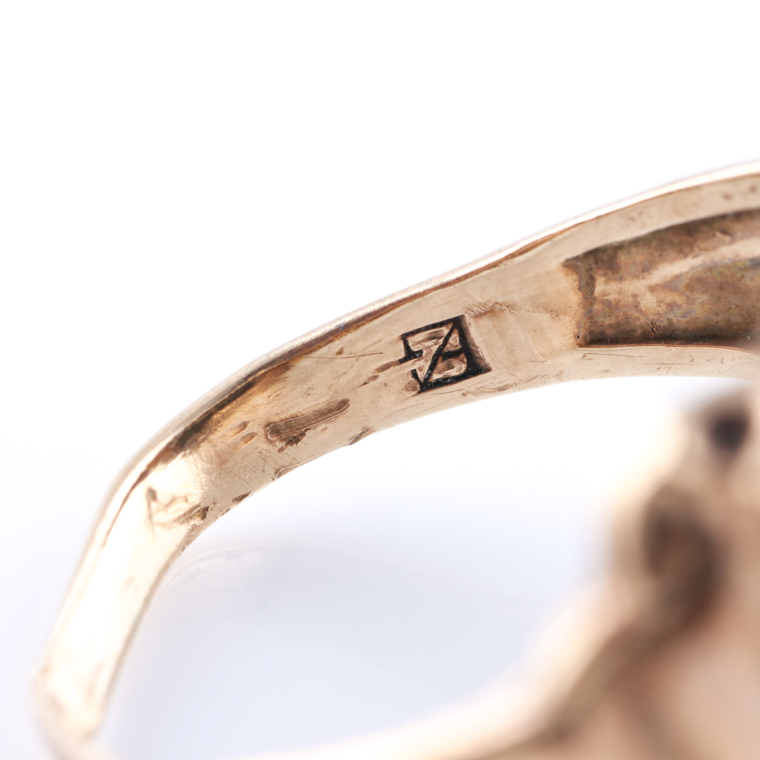 10K Yellow Gold and Black Onyx Signet Ring