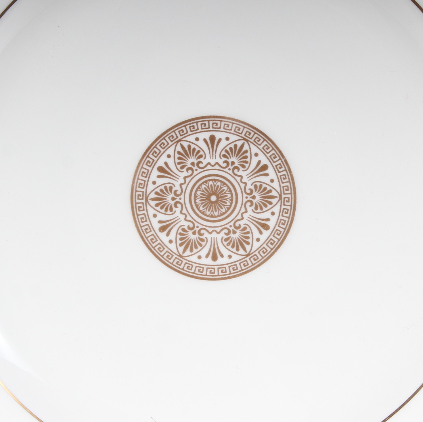 Royal Doulton Plates in "Oxford Gold"