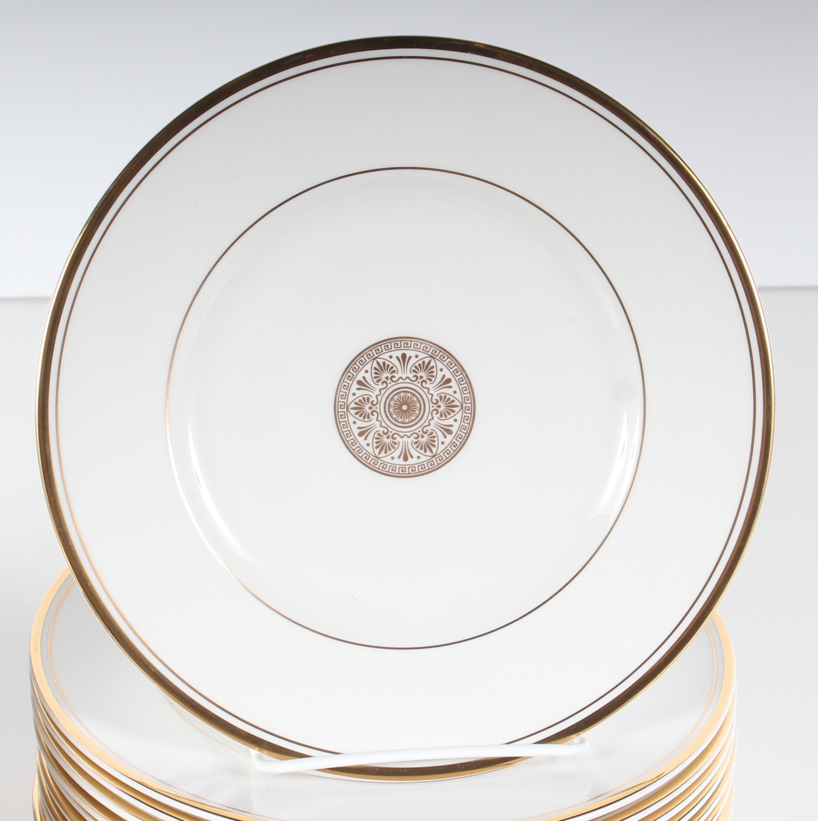 Royal Doulton Plates in "Oxford Gold"