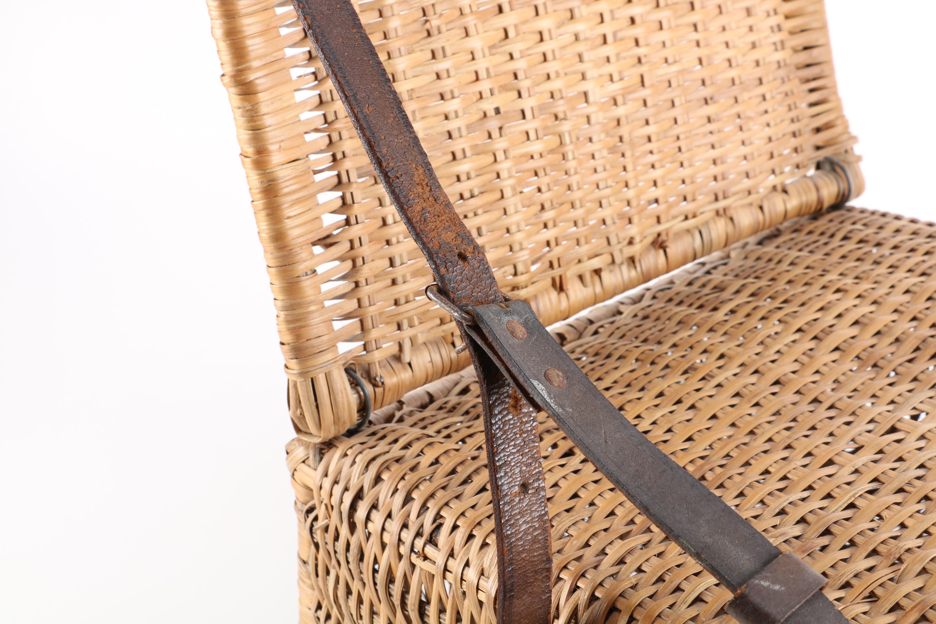 Portable Wicker Camping/Canoe Seat With Storage