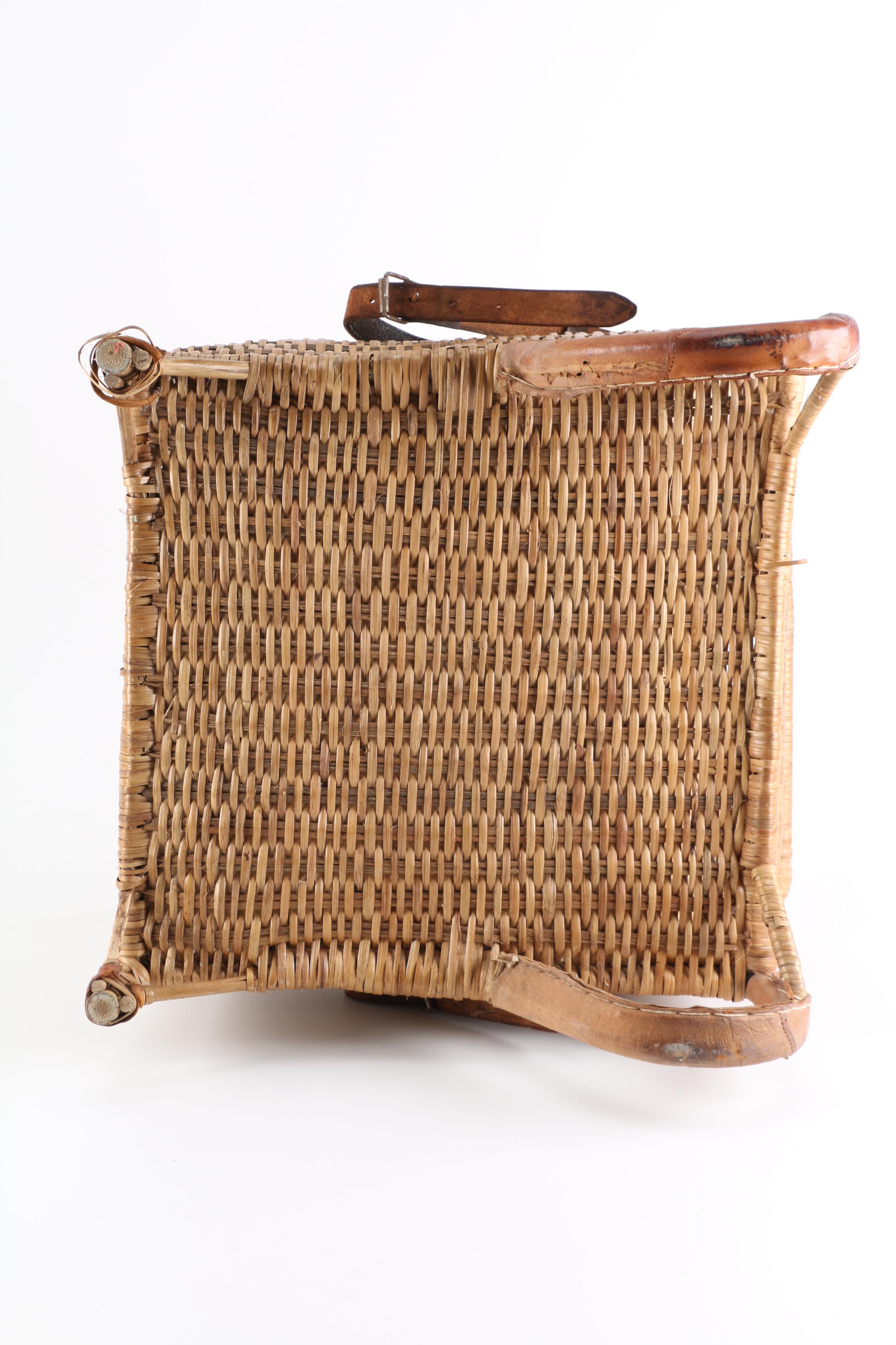 Portable Wicker Camping/Canoe Seat With Storage