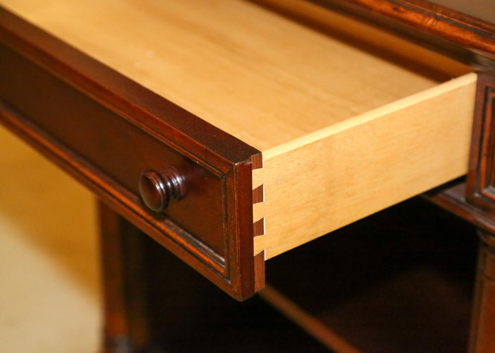 Thomasville Entertainment Stand