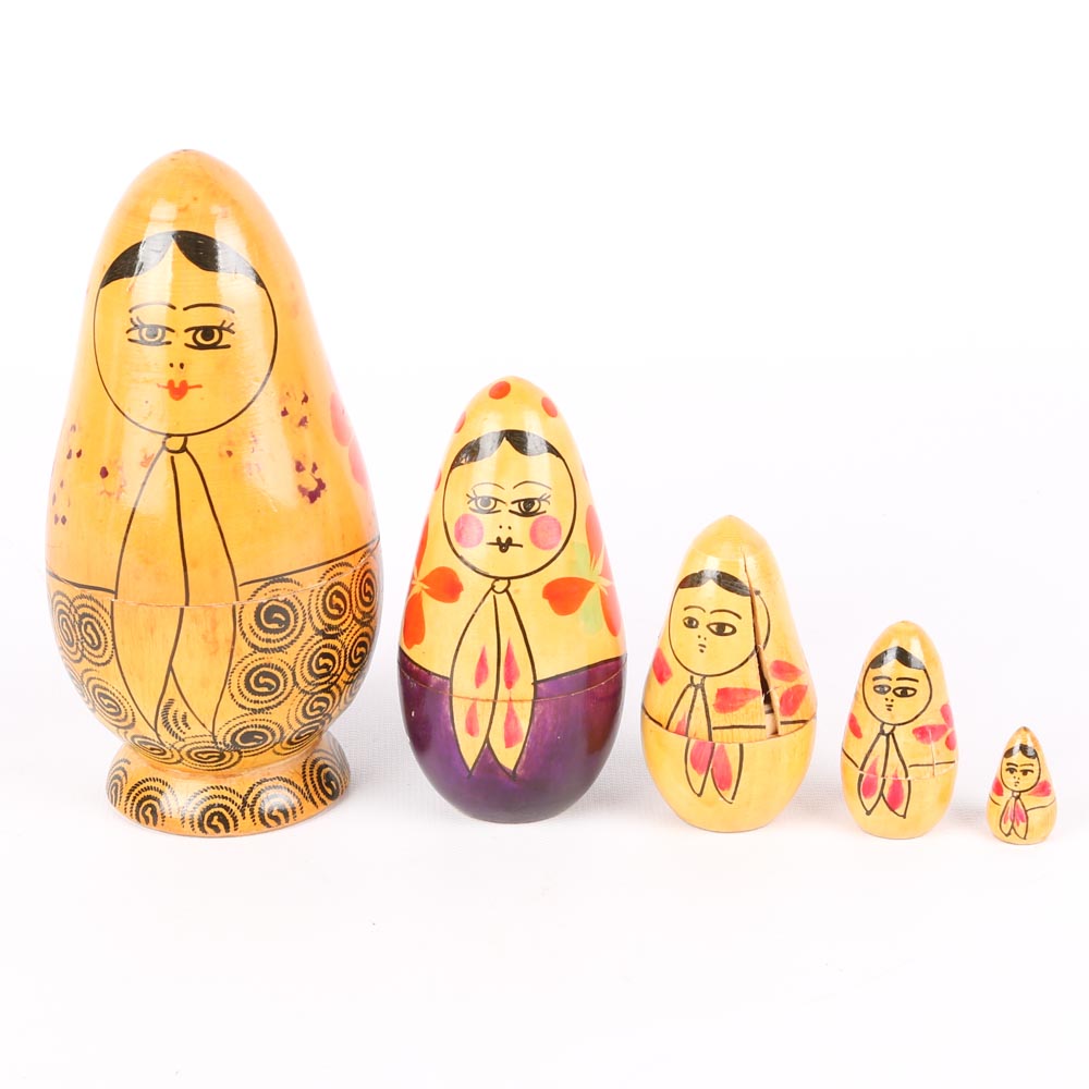 Matryoshka Nesting Dolls