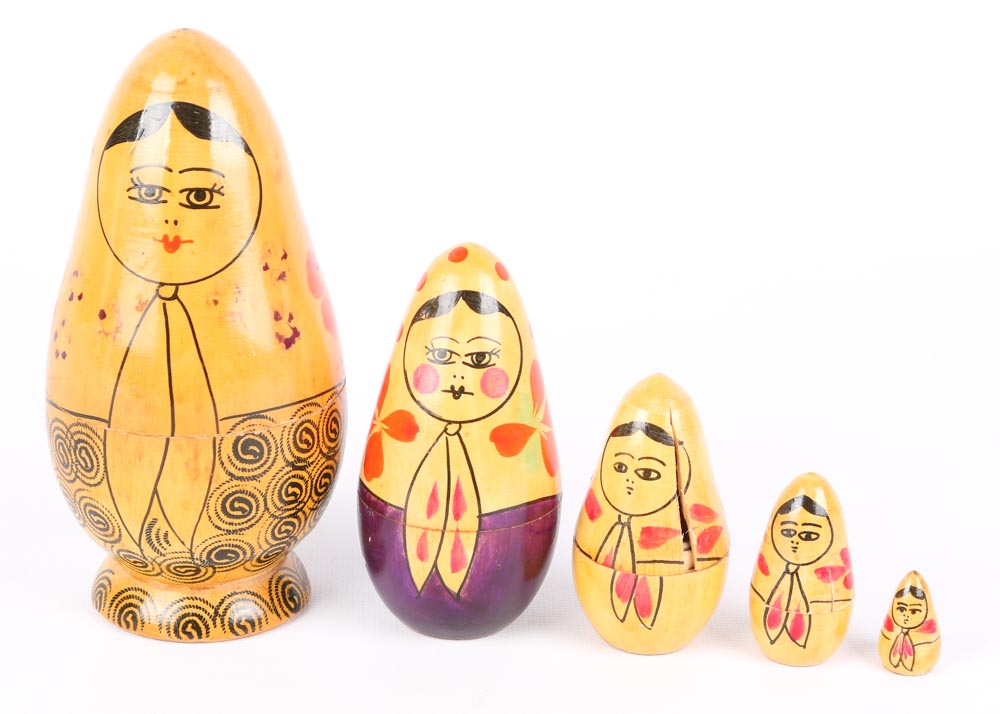 Matryoshka Nesting Dolls