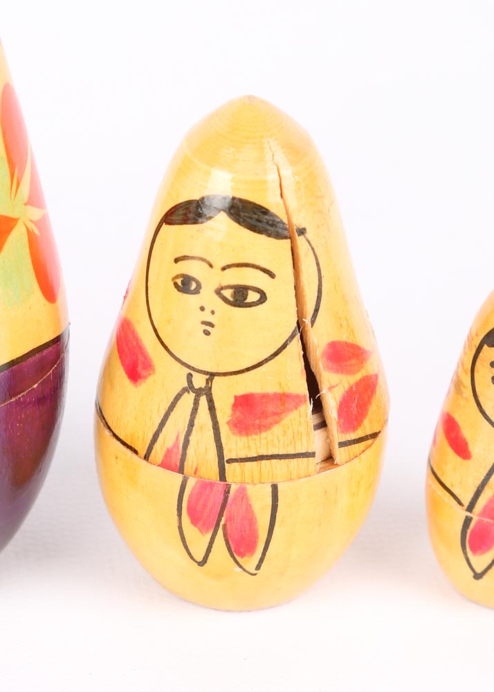 Matryoshka Nesting Dolls