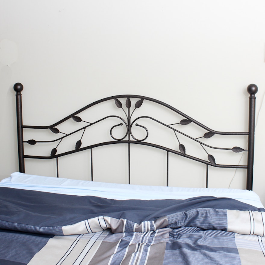 Metal Leaf Design Queen-Size Bed Frame and Headboard