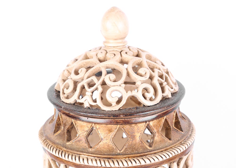 Decorative Urns