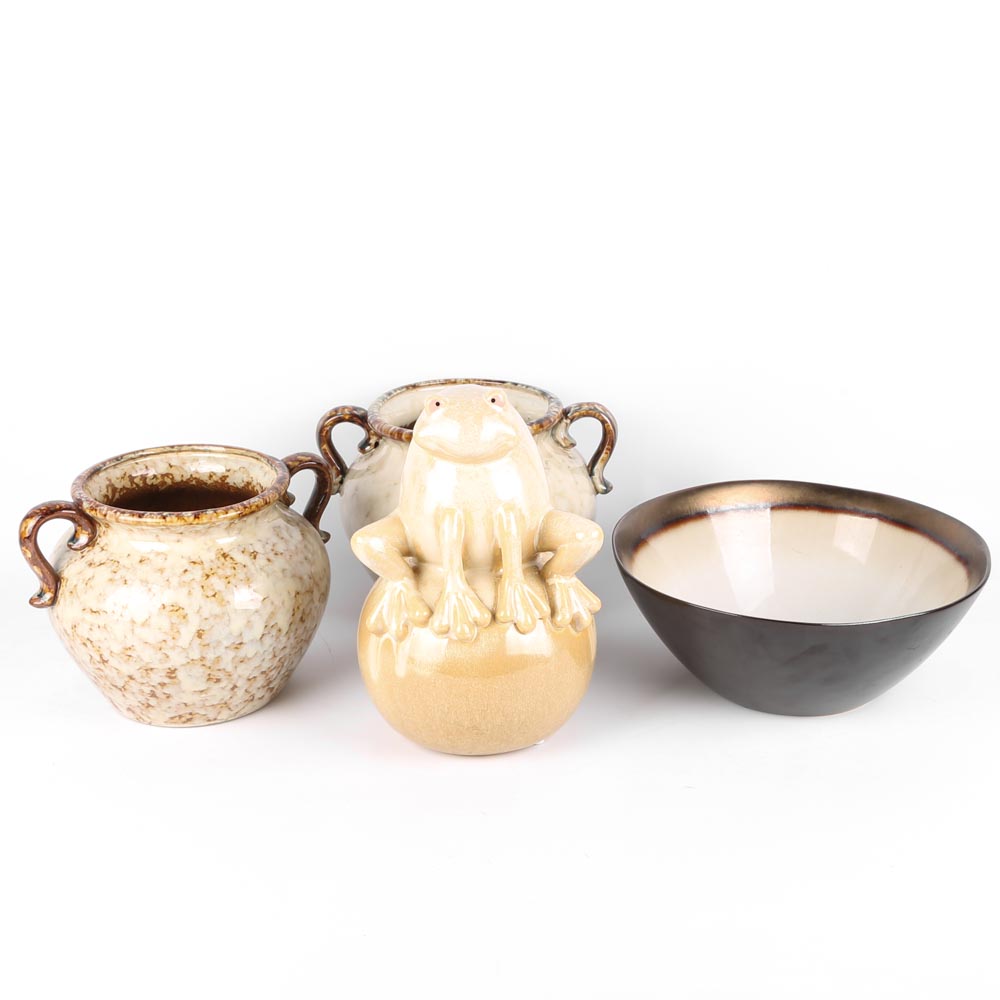Neutral Tone Decorative Ceramics