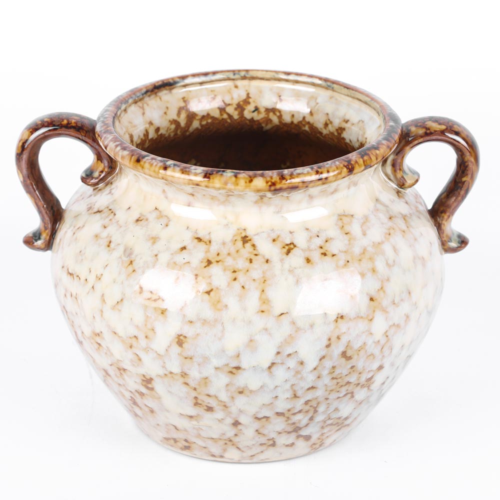 Neutral Tone Decorative Ceramics