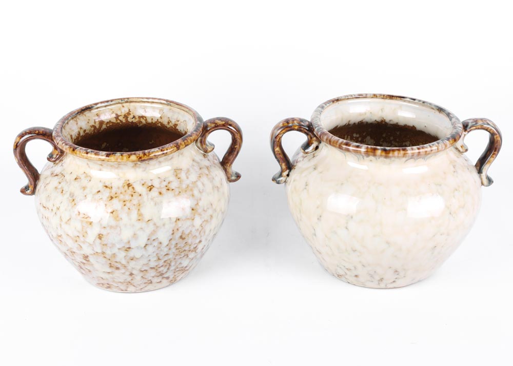 Neutral Tone Decorative Ceramics