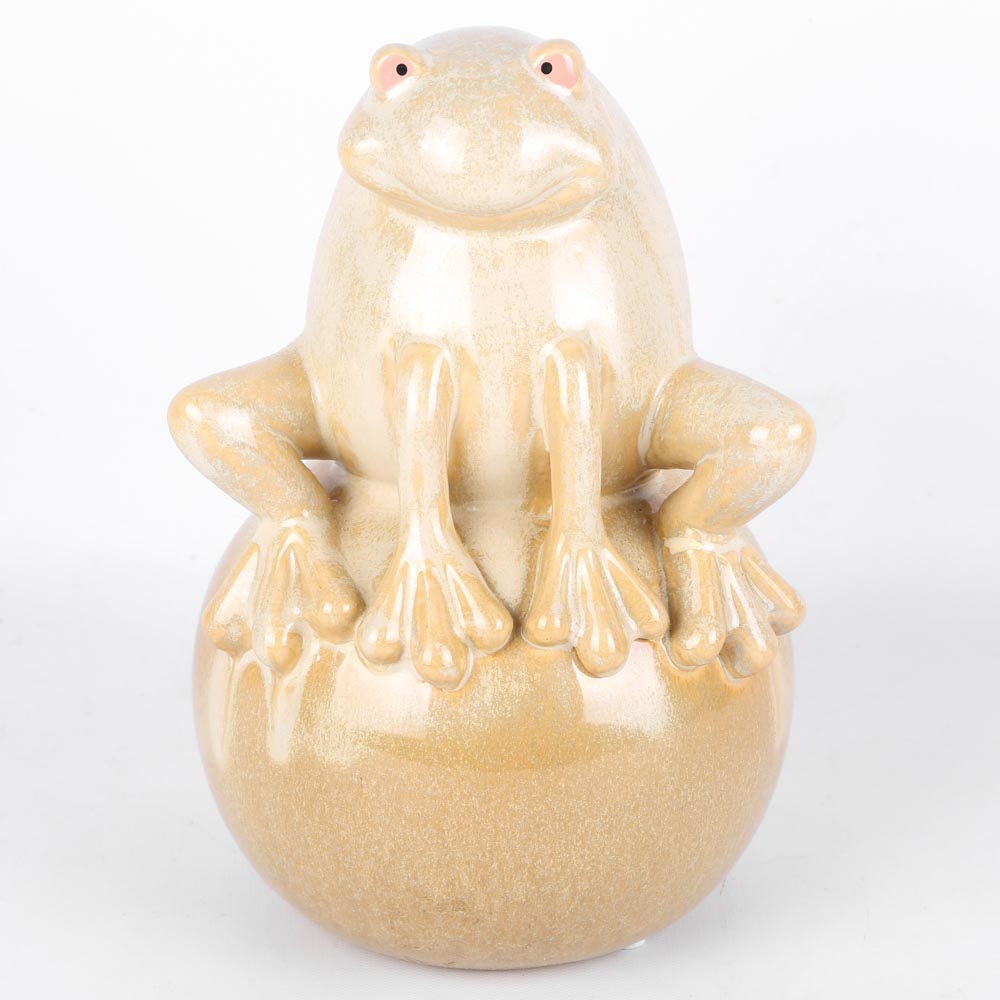 Neutral Tone Decorative Ceramics