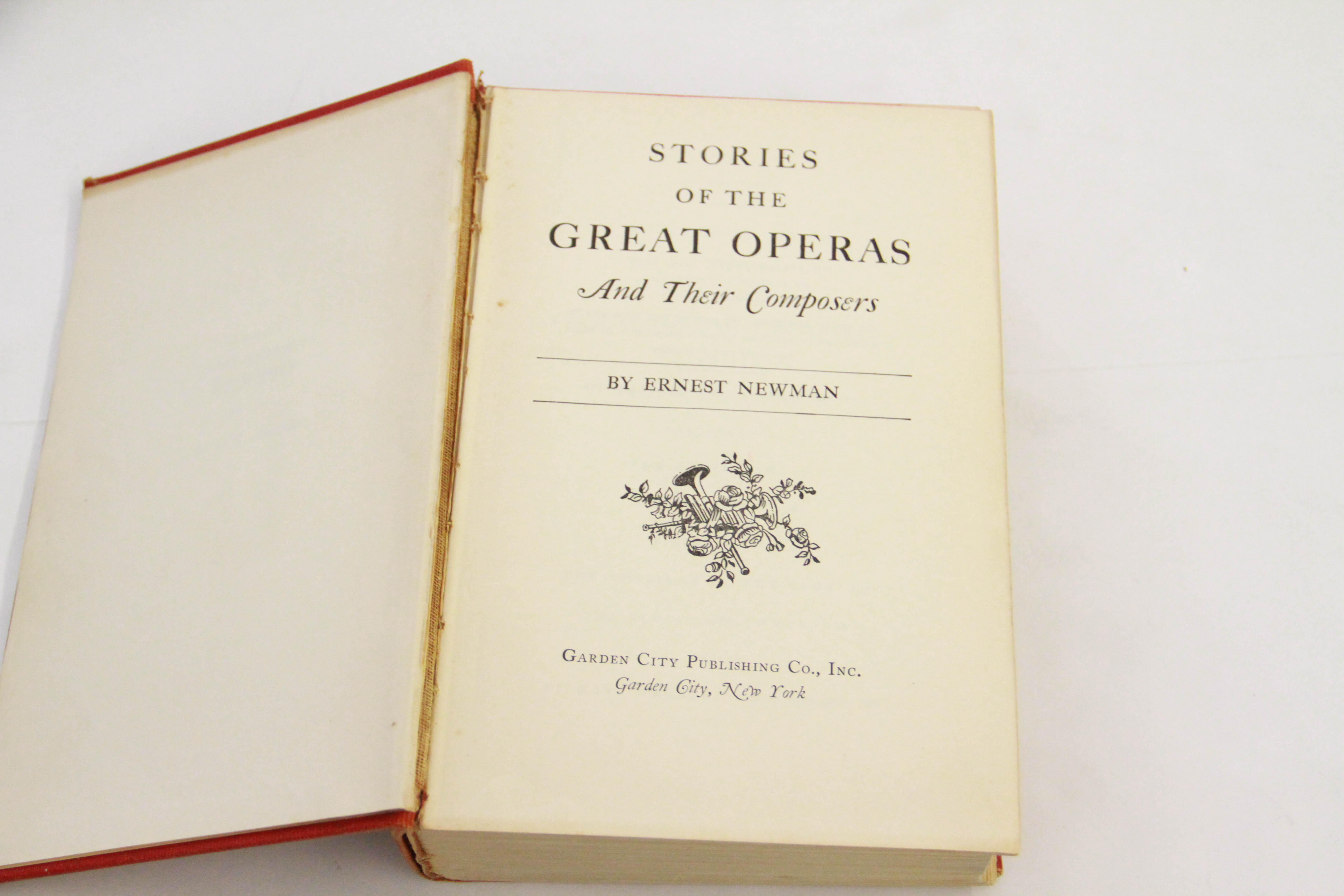 Opera Books Featuring "The Victrola Book of the Opera"