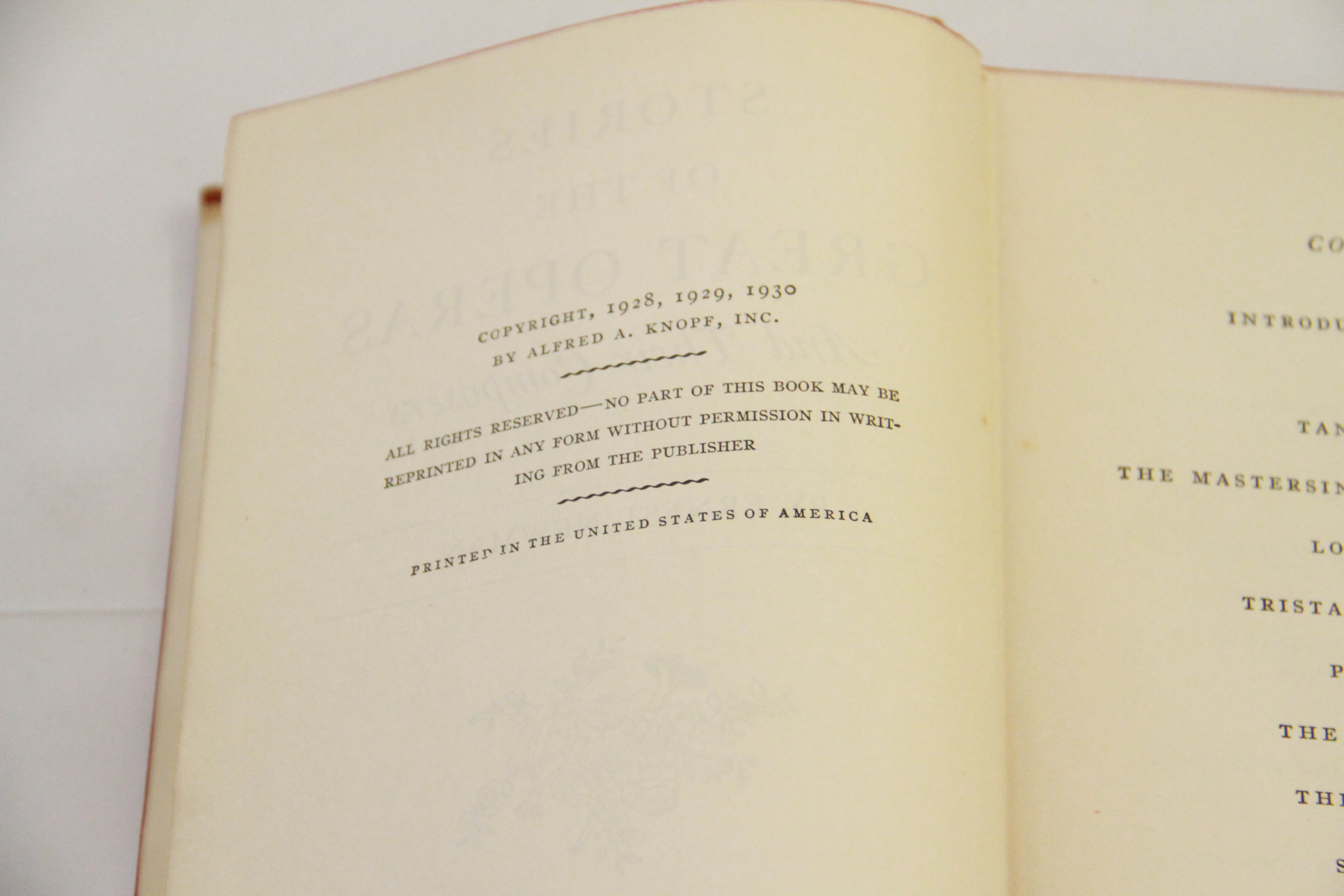 Opera Books Featuring "The Victrola Book of the Opera"