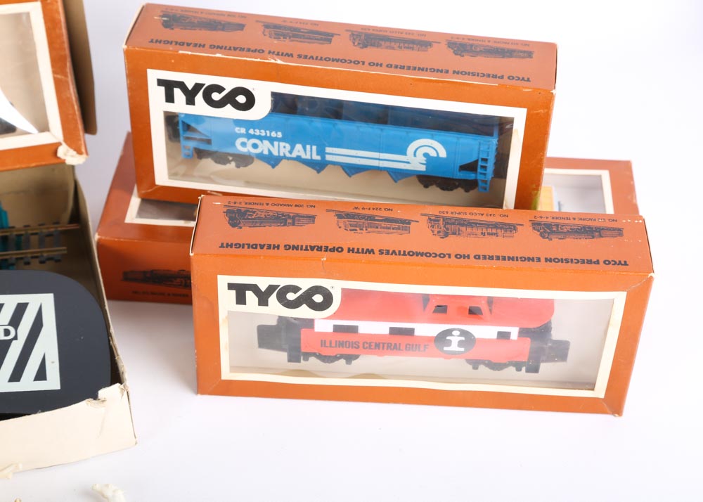 Tyco Train Set