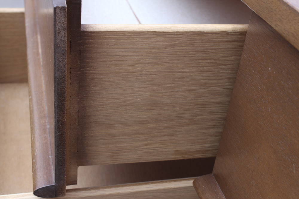 Mid-Century Chest of Drawers