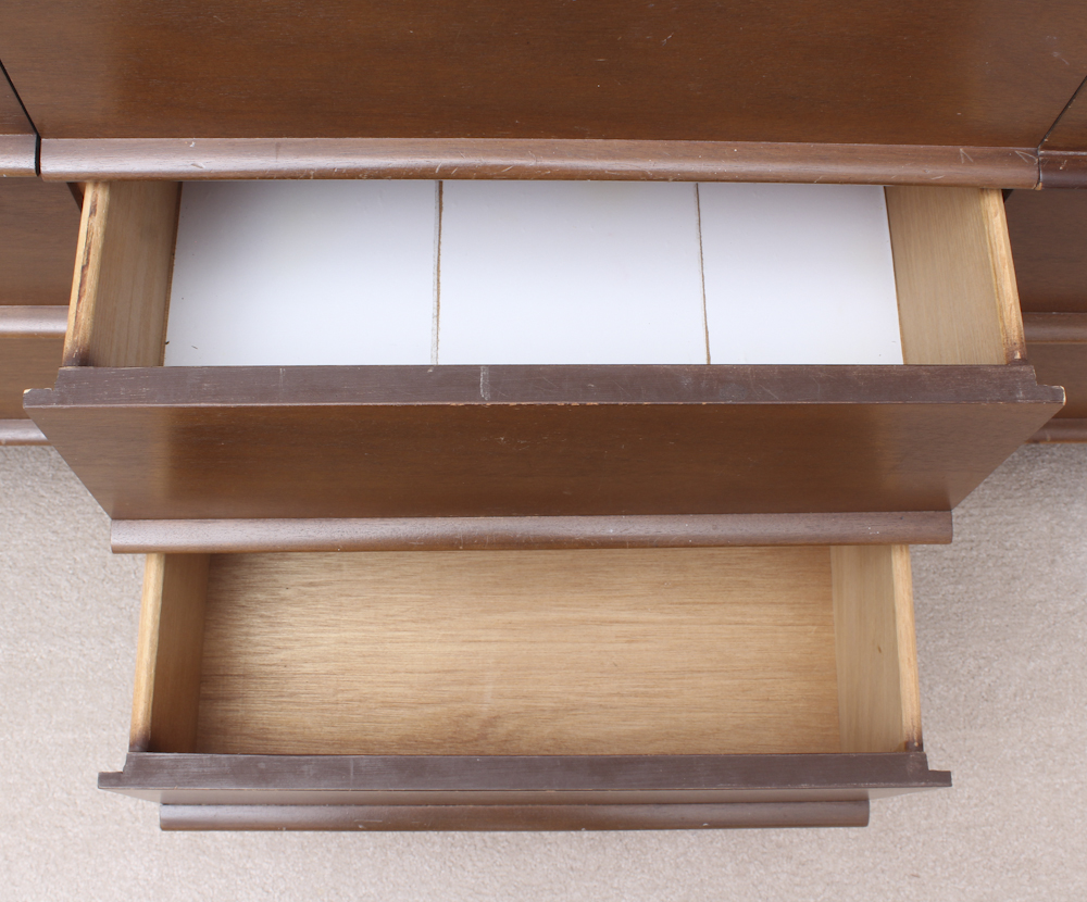 Mid-Century Chest of Drawers