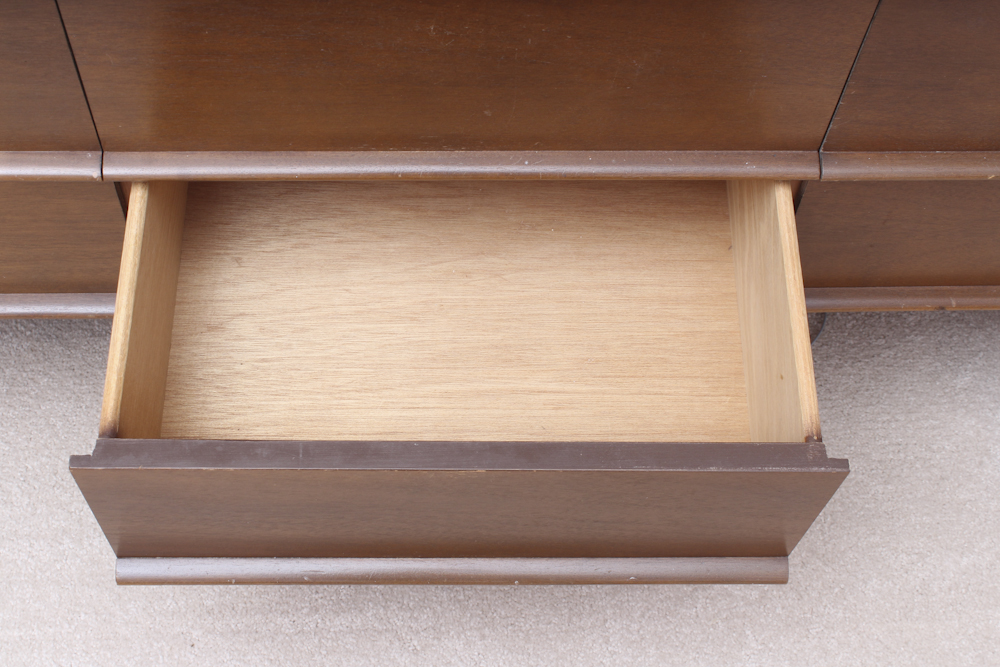 Mid-Century Chest of Drawers