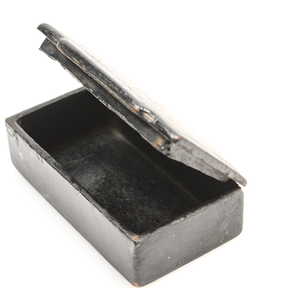 Antique Rectangular Box with Diamond Decoration