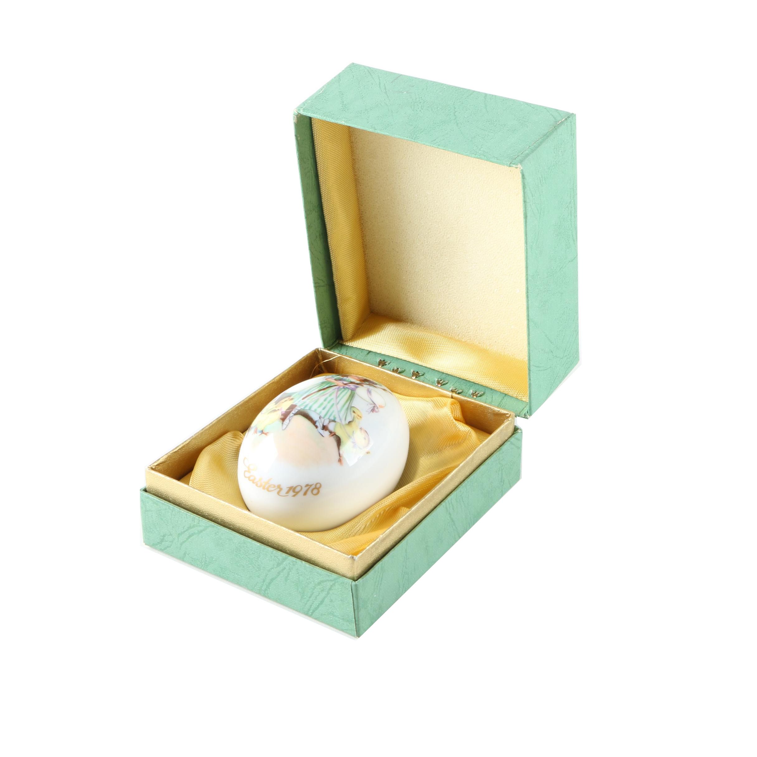 1974 Royal Bayreuth Porcelain Easter Egg