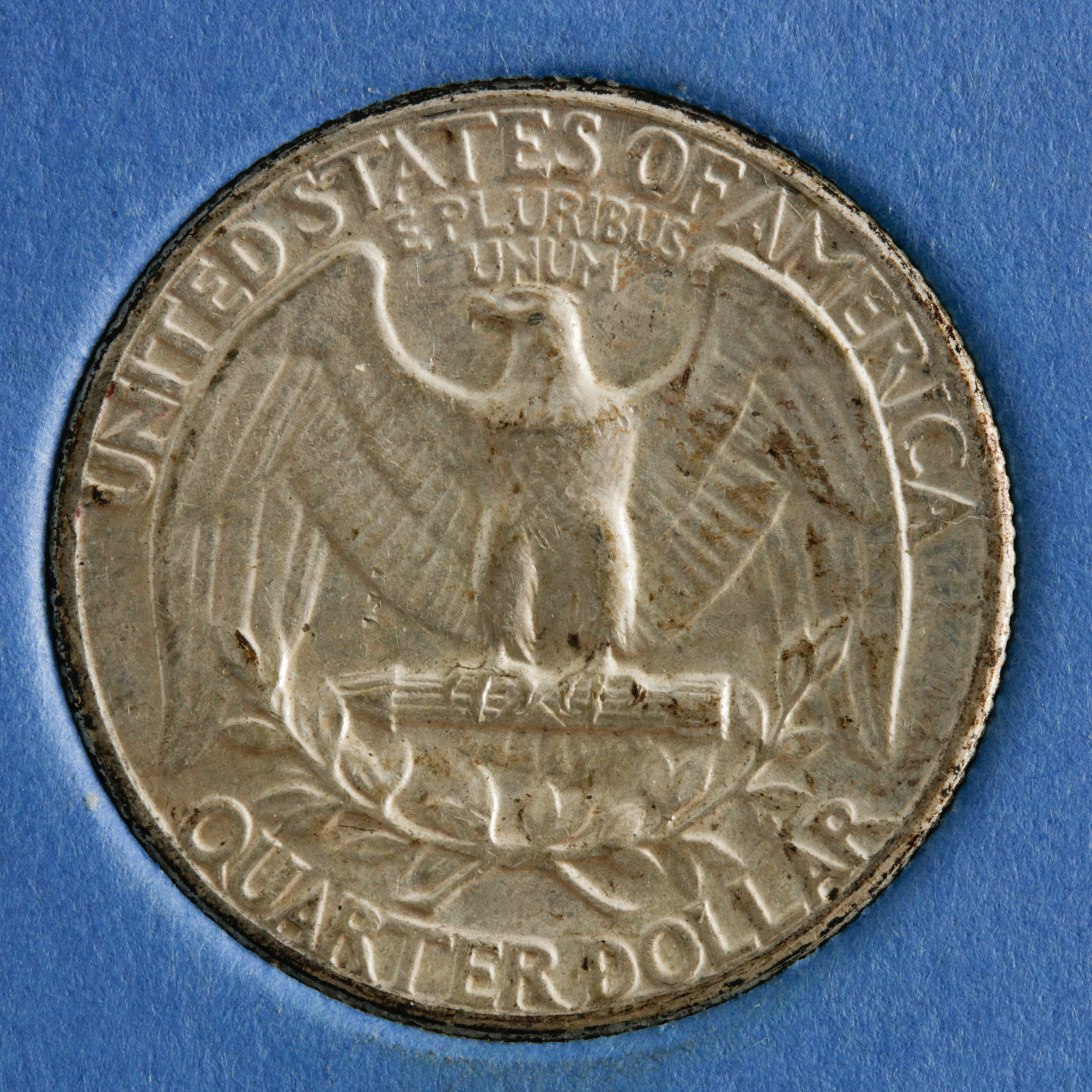 Group of 10 George Washington Silver Quarters in a Whitman Coin Folder Ranging in Age from 1960 to 1964