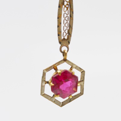 Vintage 14K Yellow Gold Synthetic Ruby Pendant Necklace